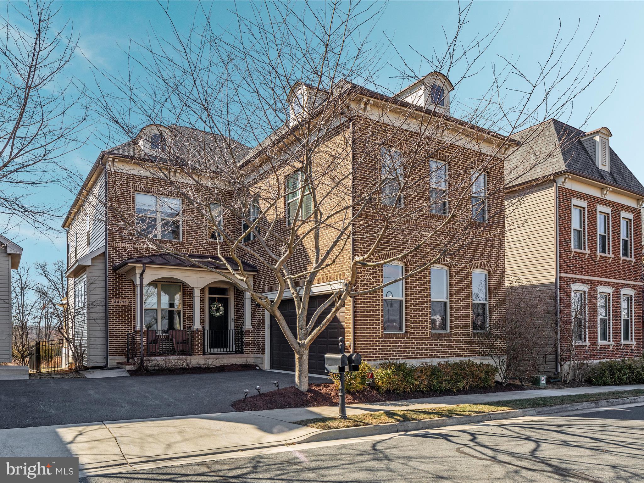 ONE LOUDOUN LAND BAY B - Residential