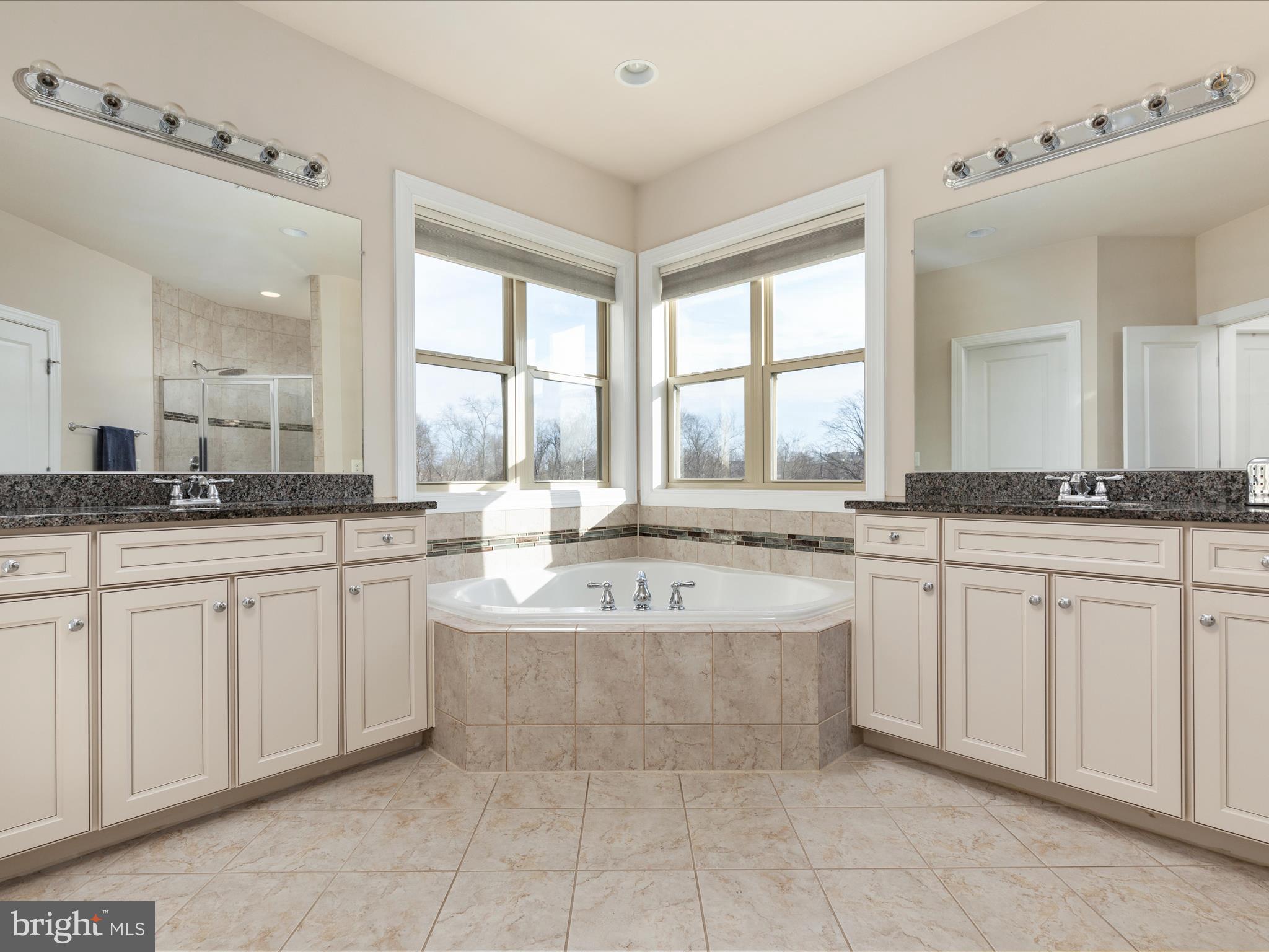 ONE LOUDOUN LAND BAY B - Residential