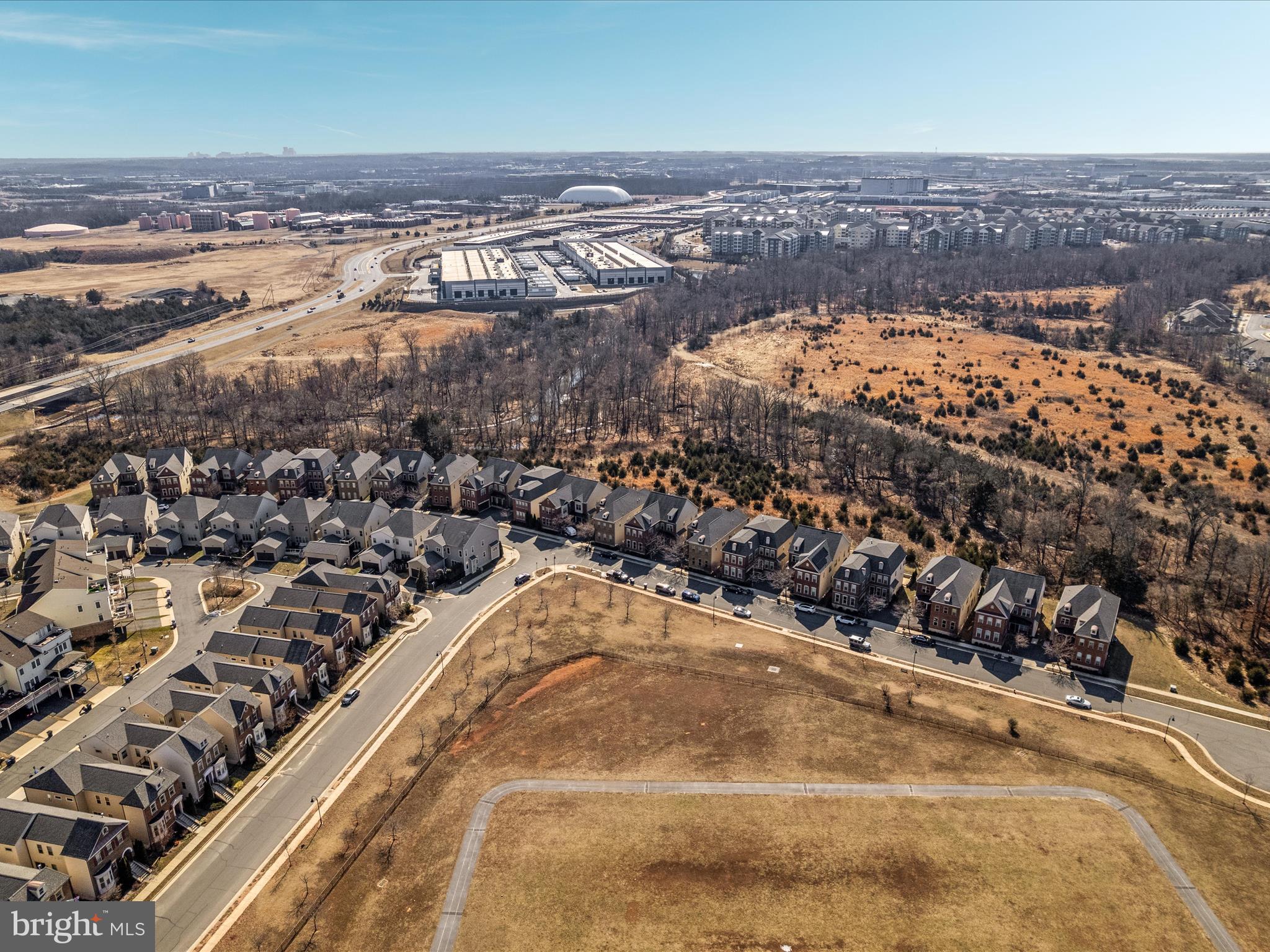 ONE LOUDOUN LAND BAY B - Residential