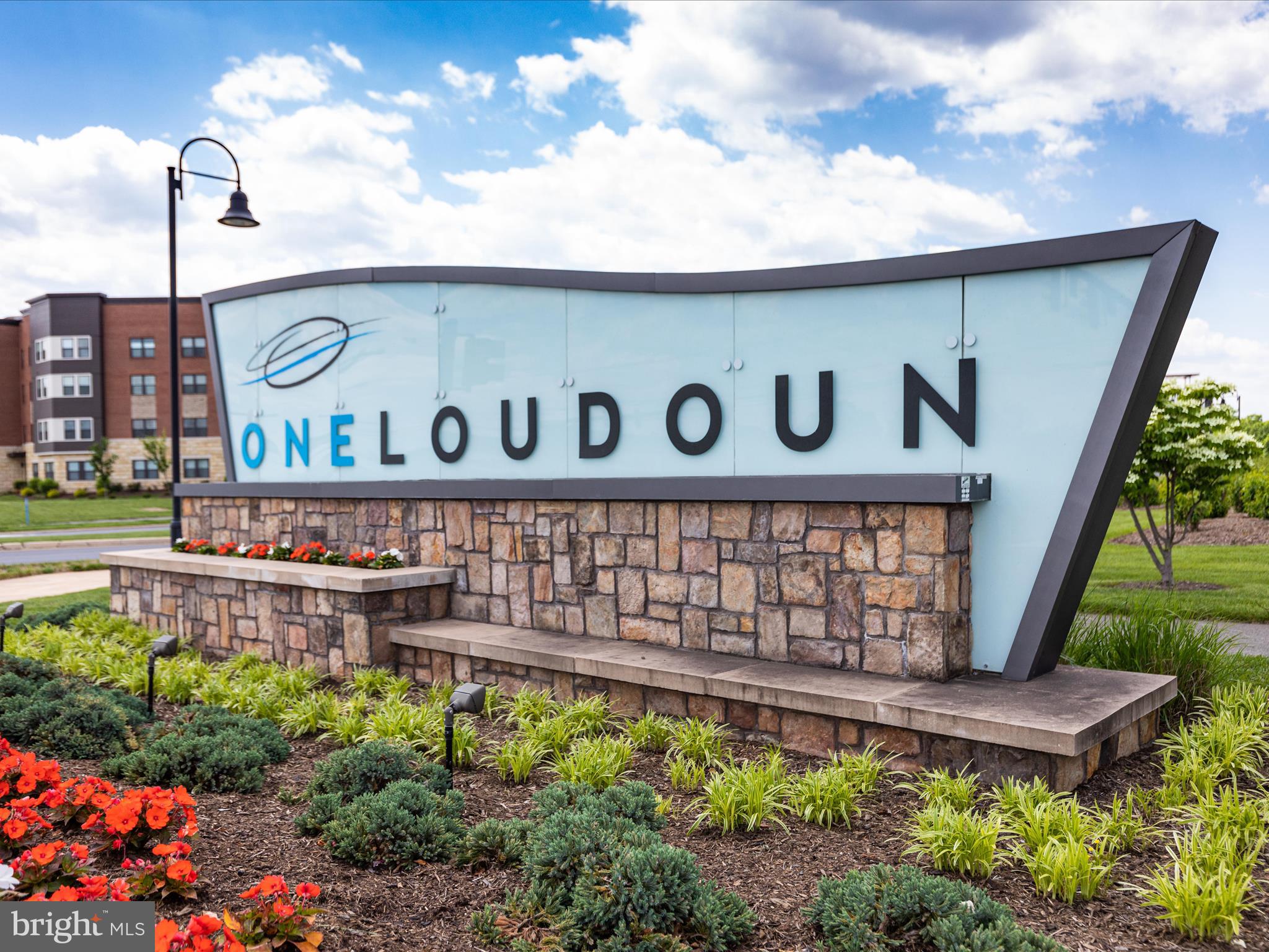 ONE LOUDOUN LAND BAY B - Residential