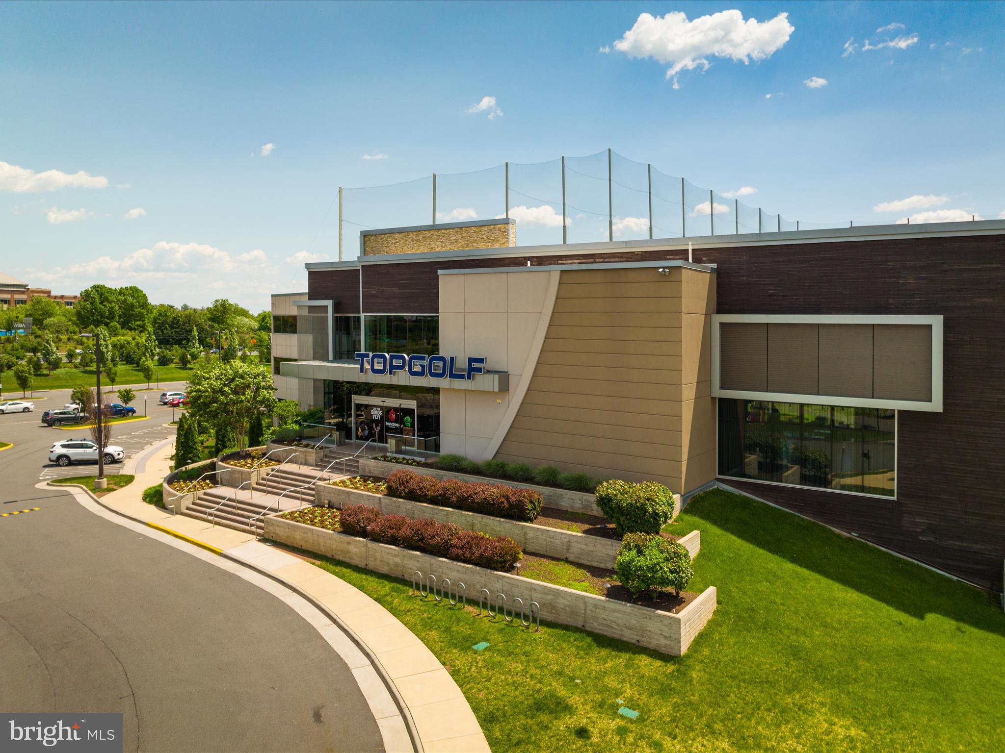 ONE LOUDOUN LAND BAY B - Residential