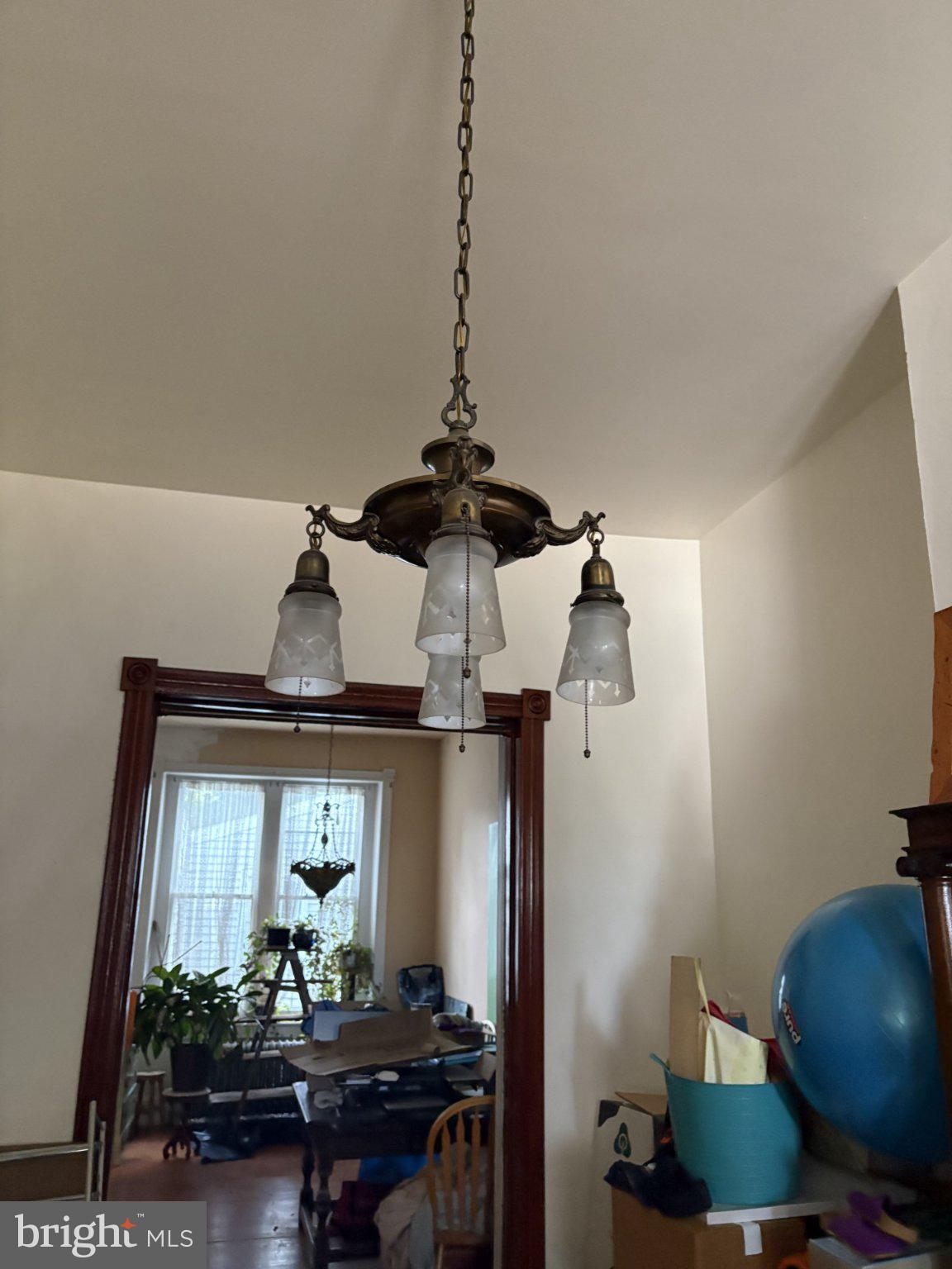 114 W HIGH STREET