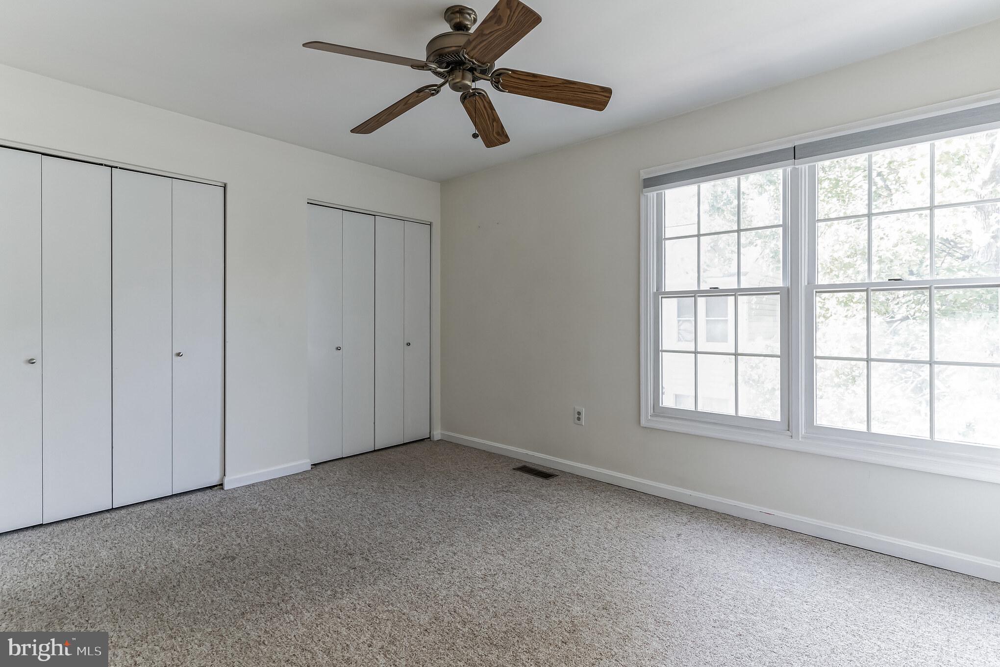 ST ANDREWS SQUARE - Residential Lease