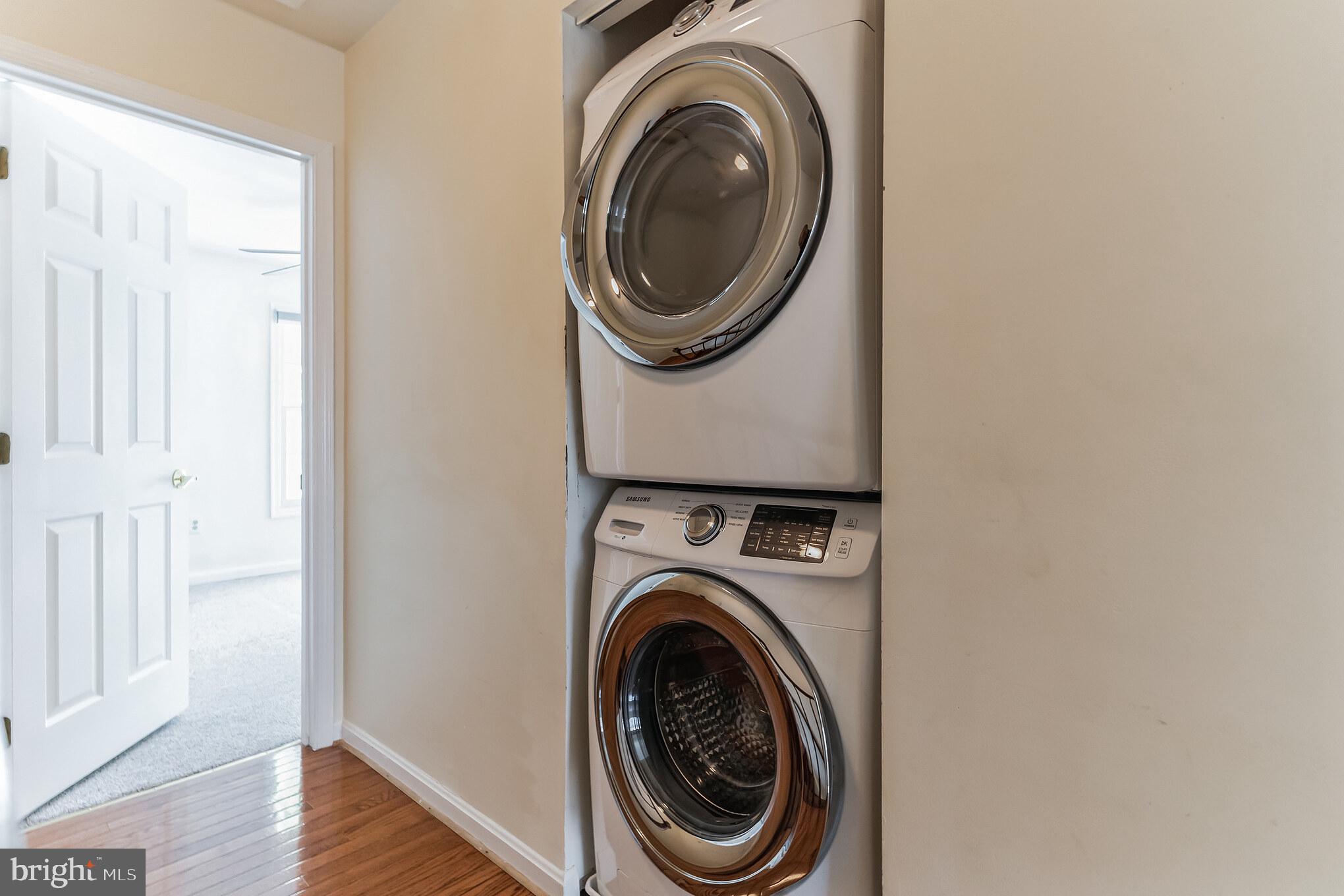 ST ANDREWS SQUARE - Residential Lease