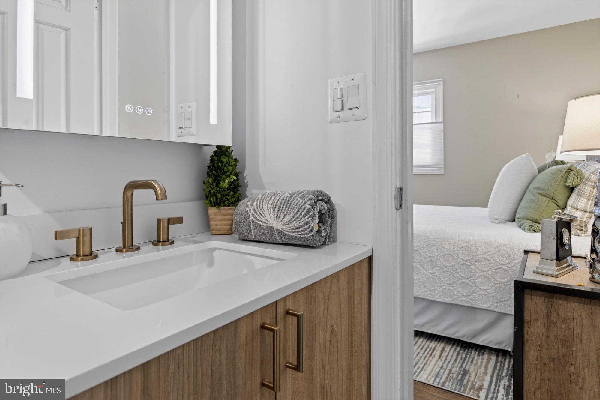 WATERGATE OF ALEXANDRIA - Residential