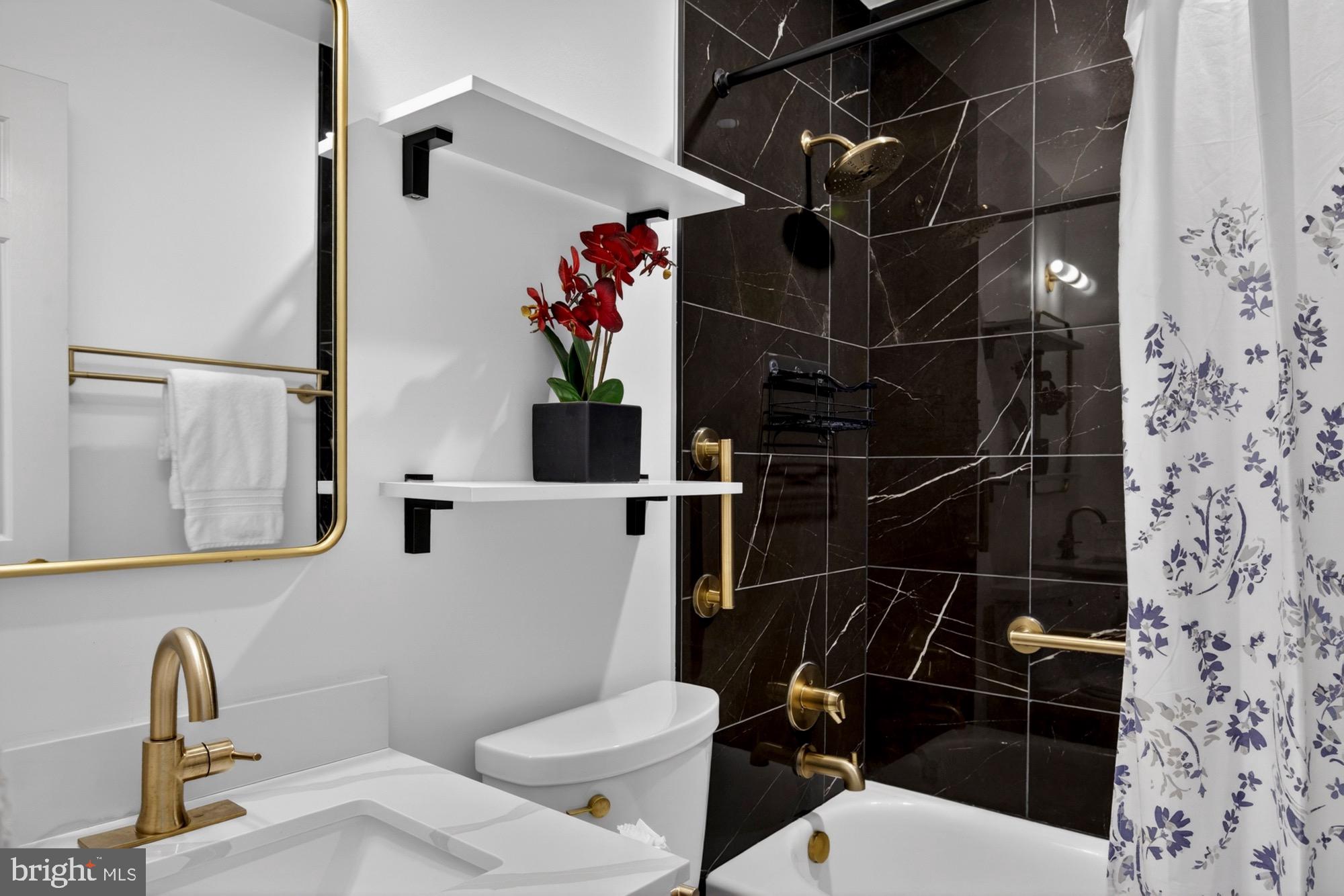 WATERGATE OF ALEXANDRIA - Residential