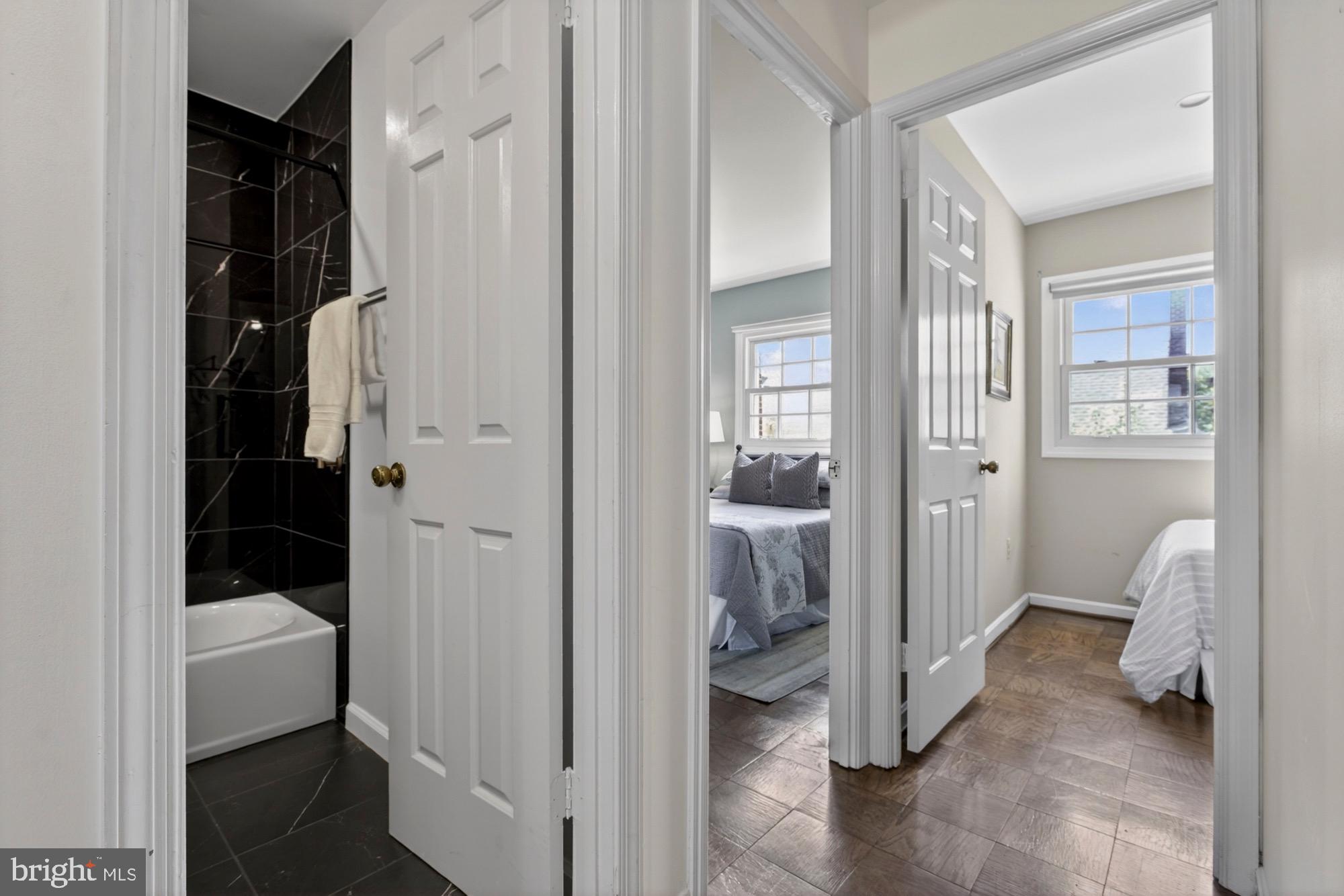 WATERGATE OF ALEXANDRIA - Residential