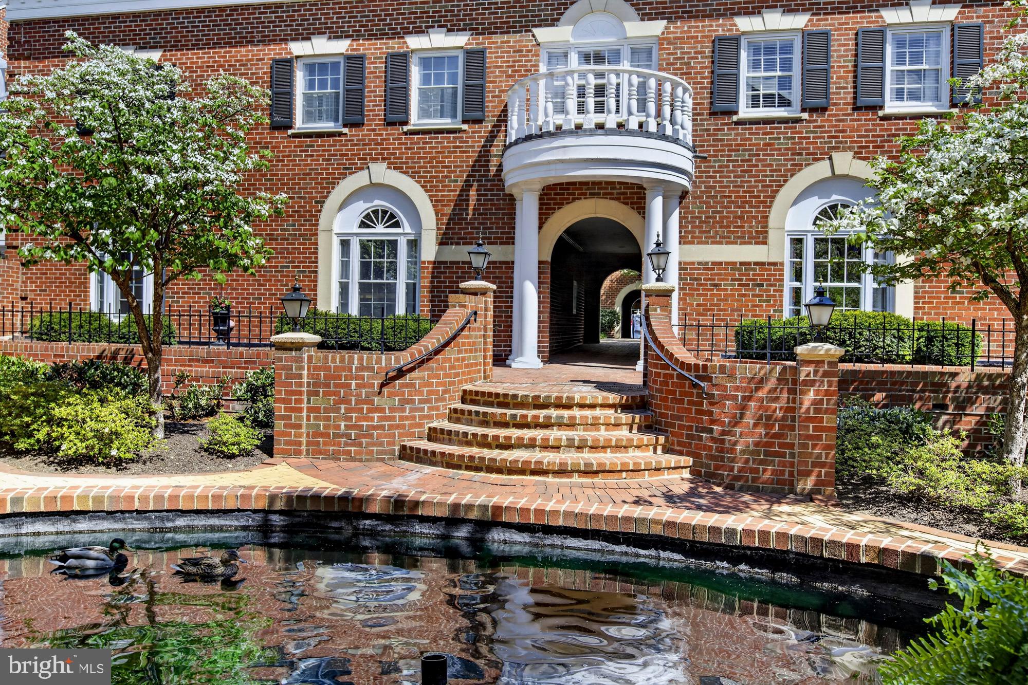 WATERGATE OF ALEXANDRIA - Residential