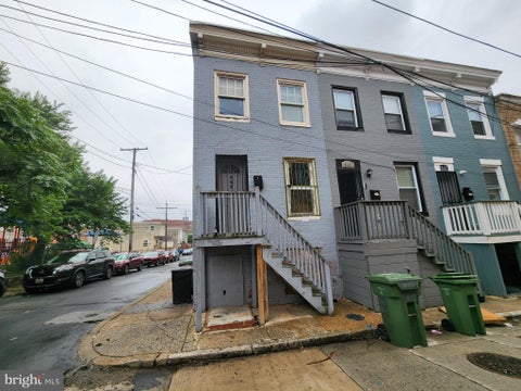 Townhouse For Sale - 845 Reinhart Street<br/> Baltimore City County, BALTIMORE, MD 21230
