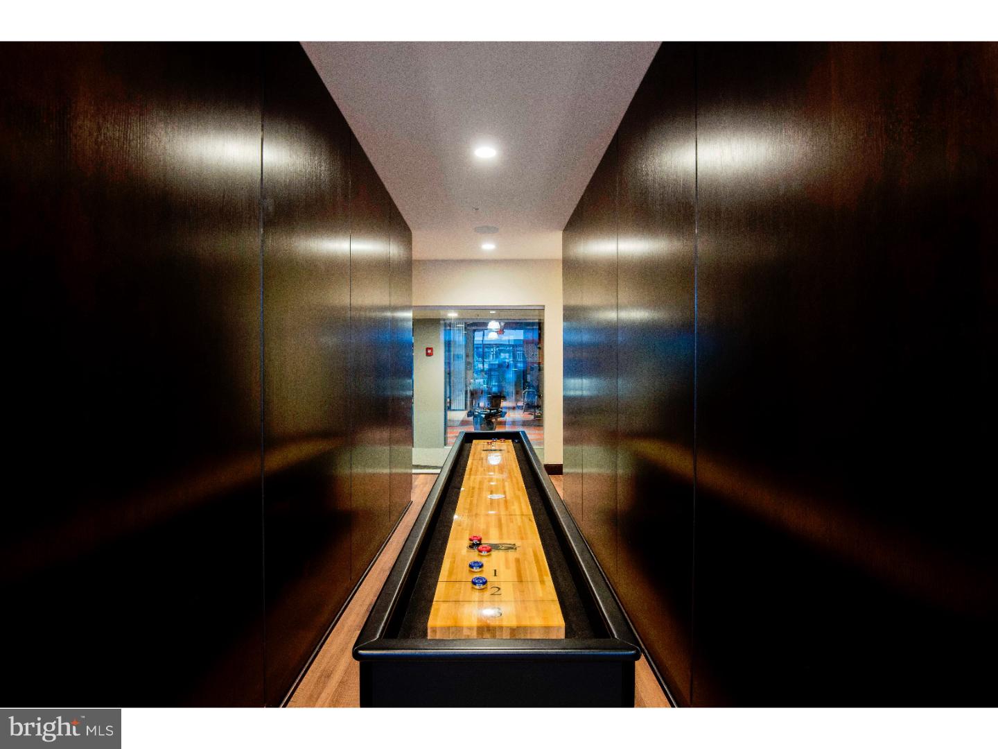 LOGAN SQUARE - Residential Lease