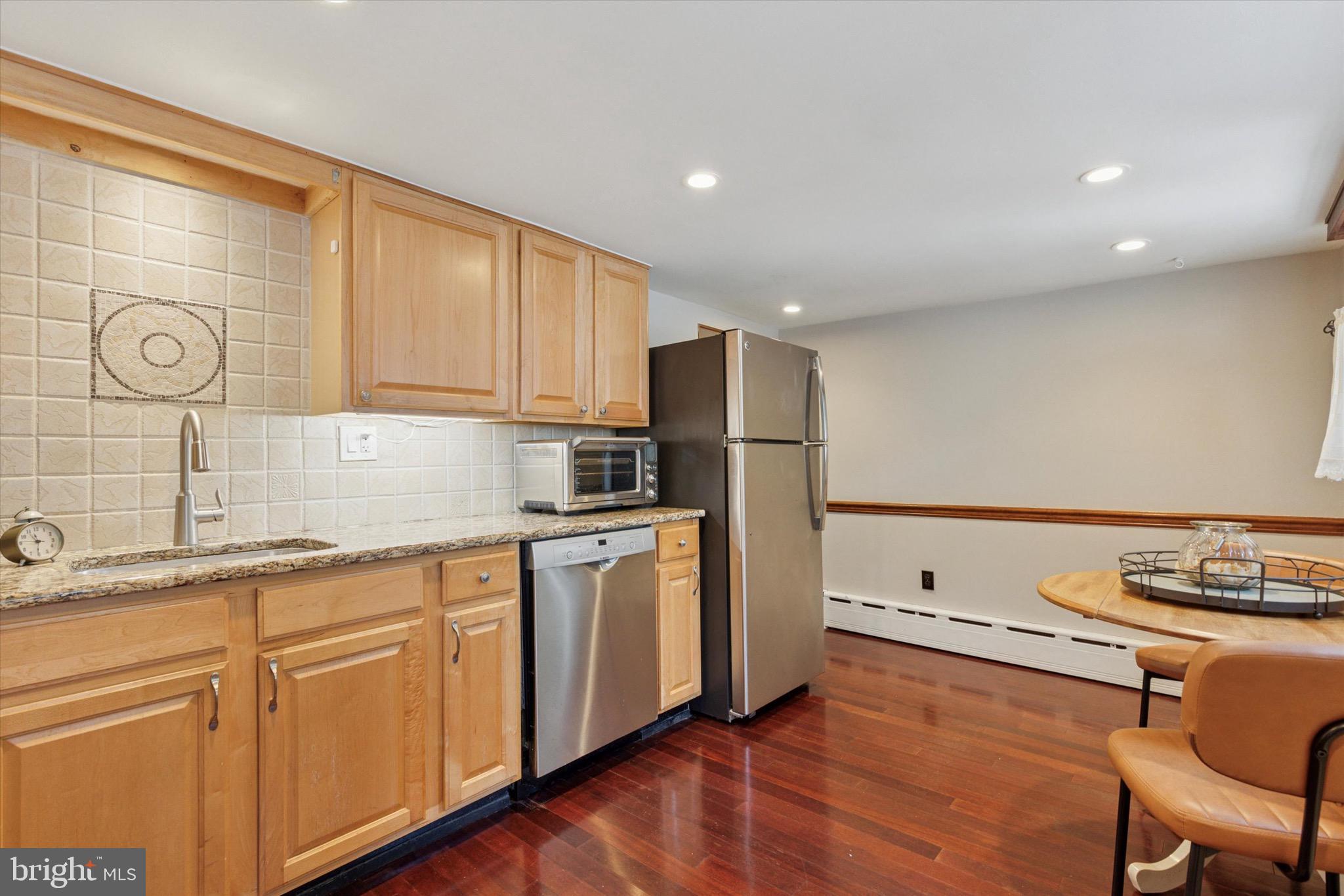 326 SPRING MILL AVENUE