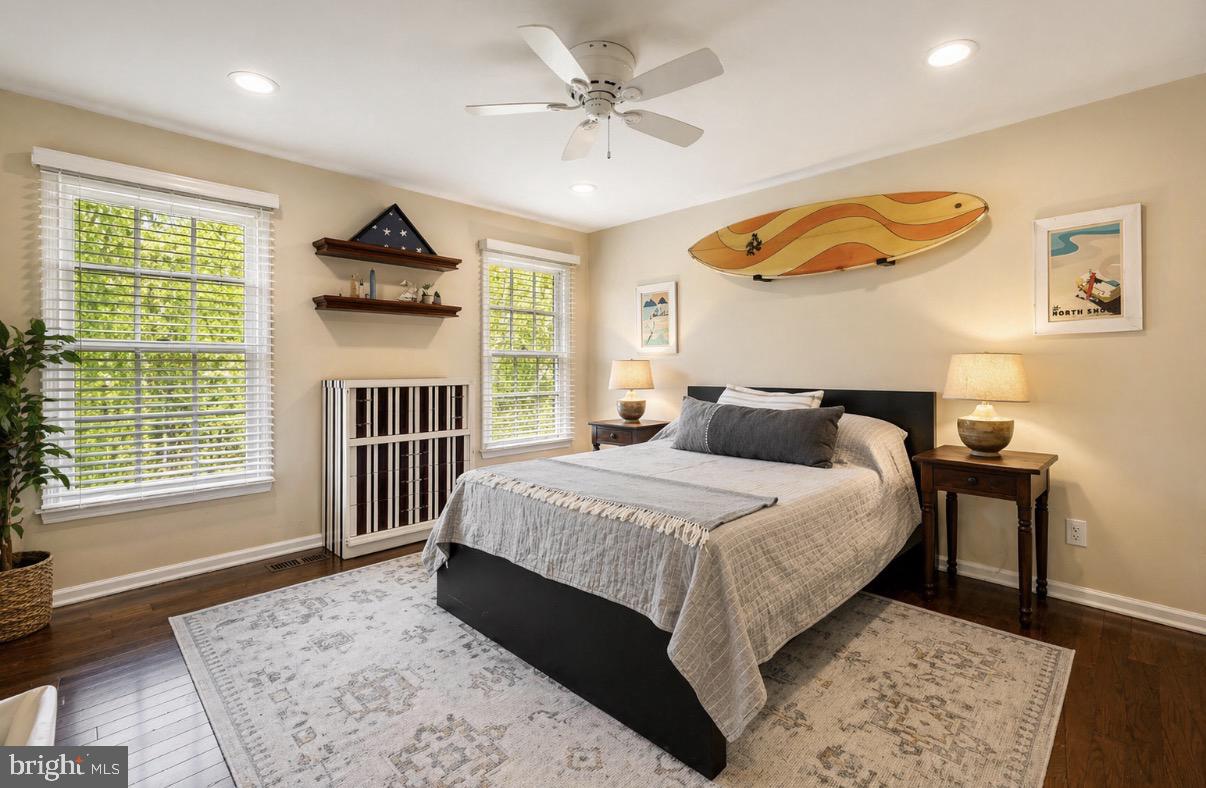 THREE PONDS - Residential