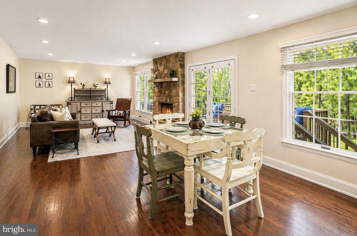 THREE PONDS - Residential