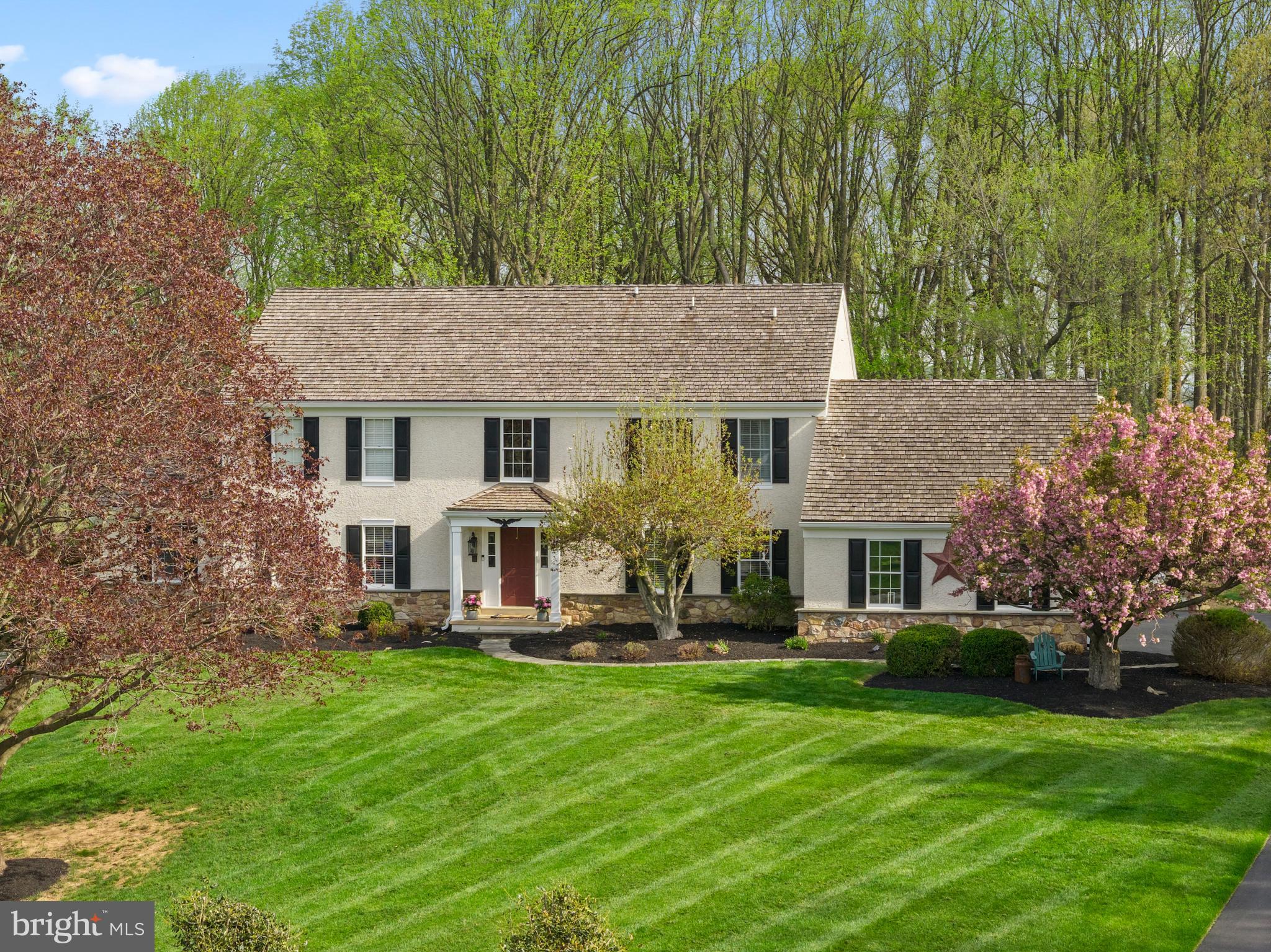 THREE PONDS - Residential