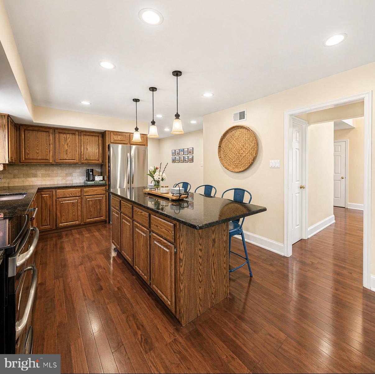 THREE PONDS - Residential