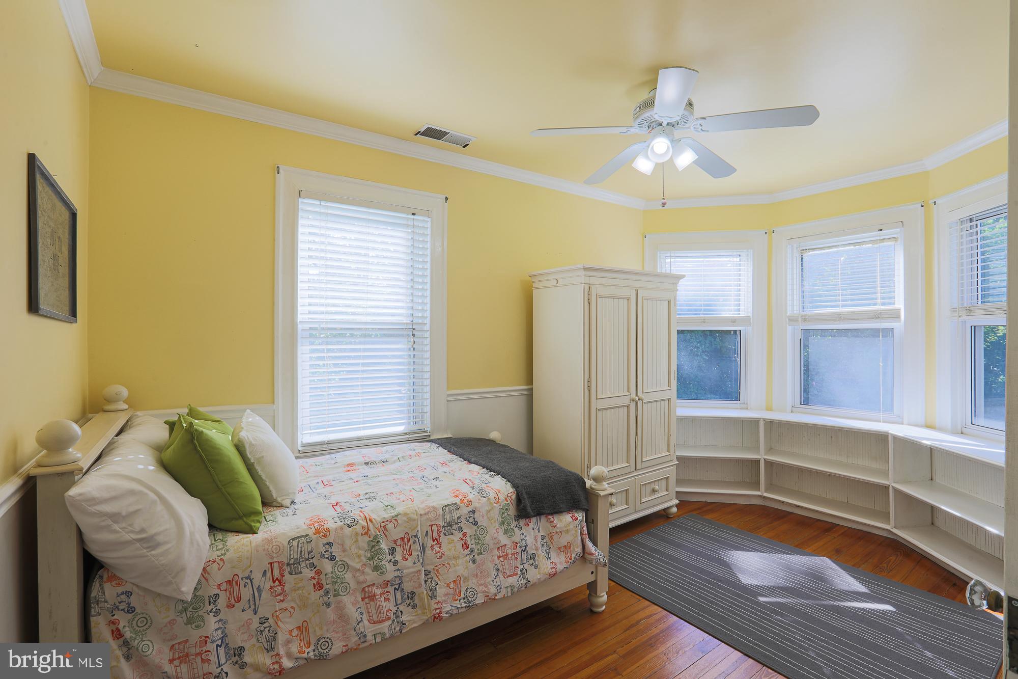 MOUNT WASHINGTON - Residential