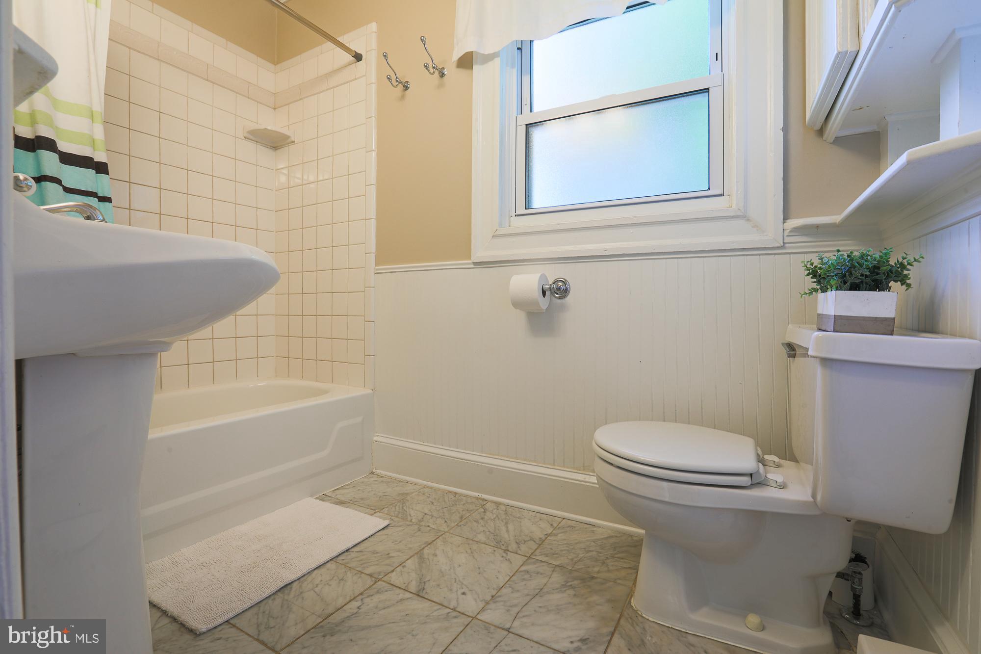 MOUNT WASHINGTON - Residential