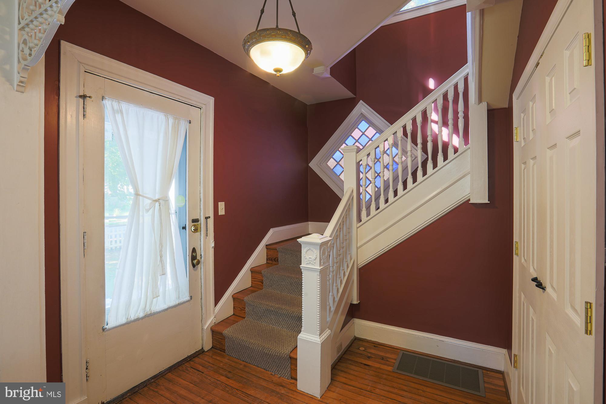 MOUNT WASHINGTON - Residential