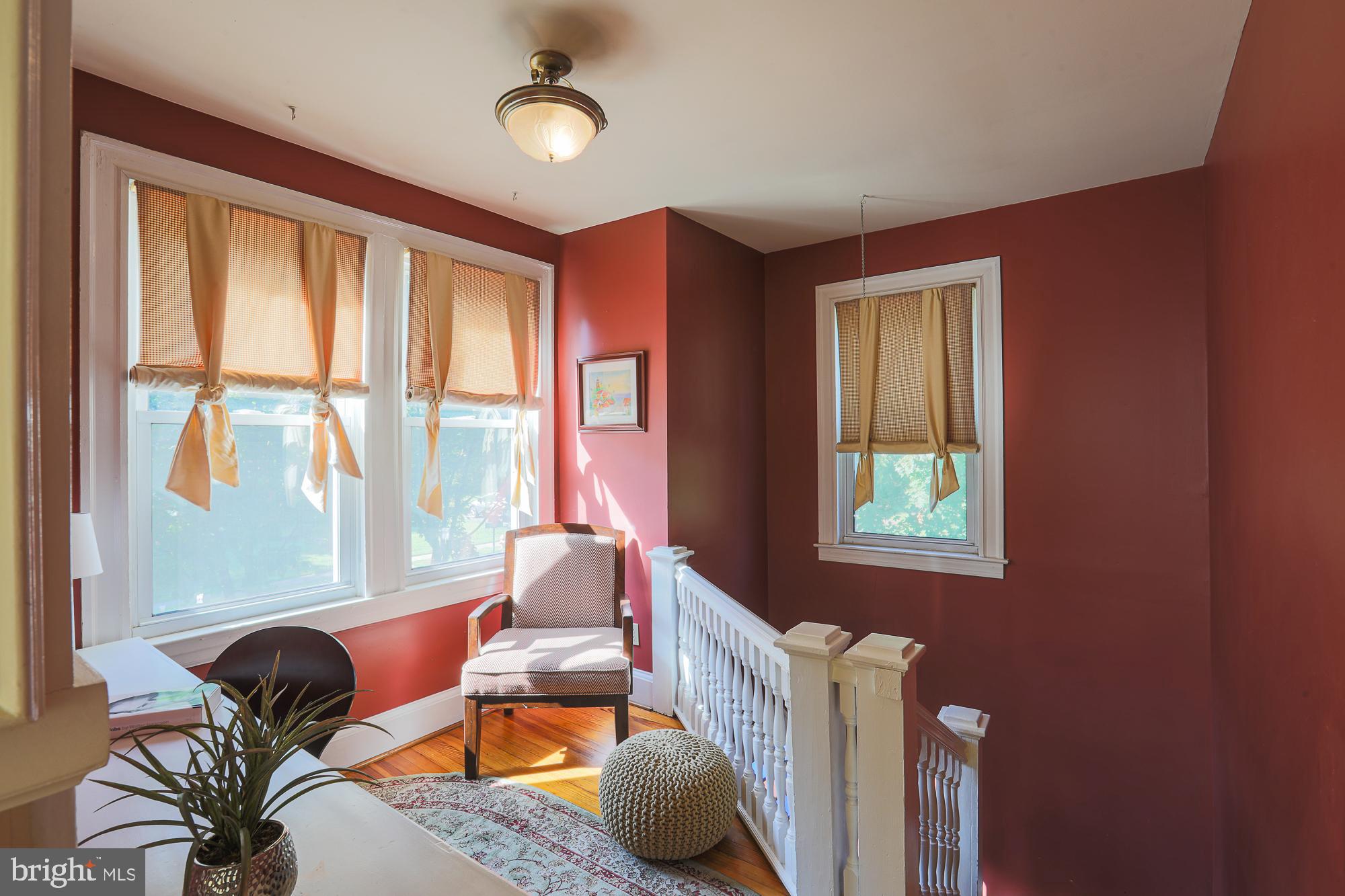 MOUNT WASHINGTON - Residential