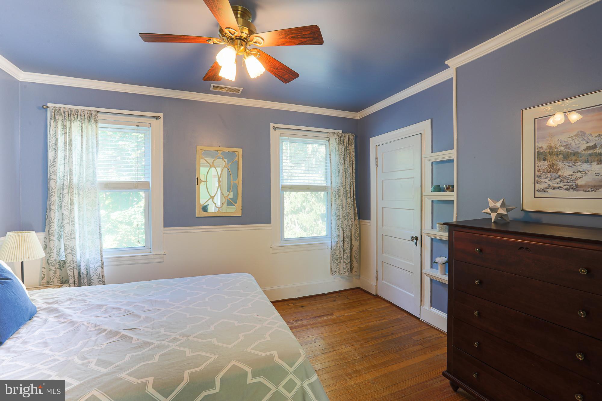 MOUNT WASHINGTON - Residential