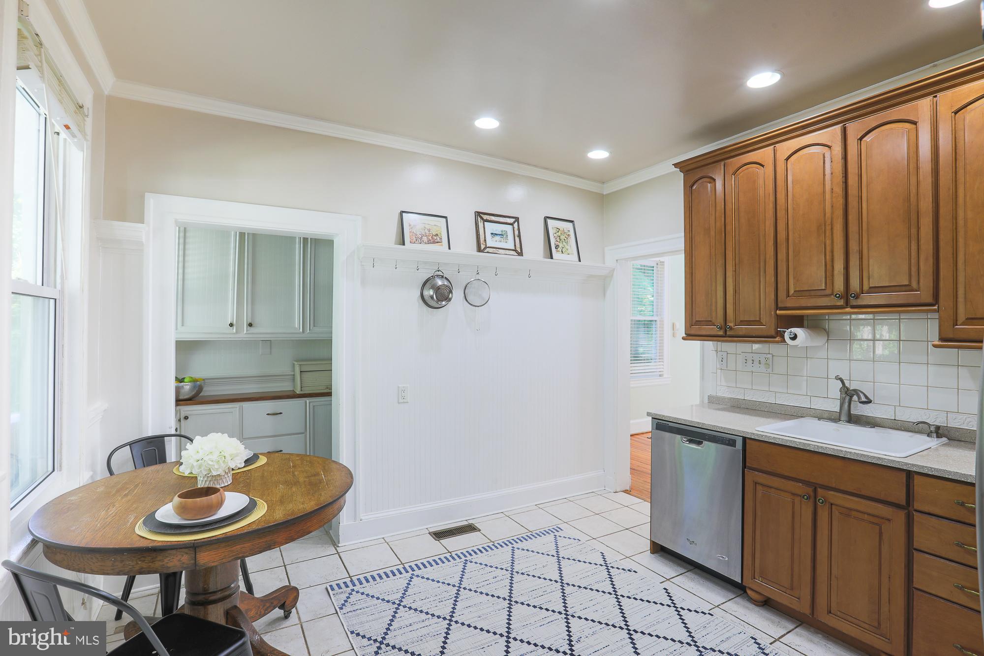 MOUNT WASHINGTON - Residential