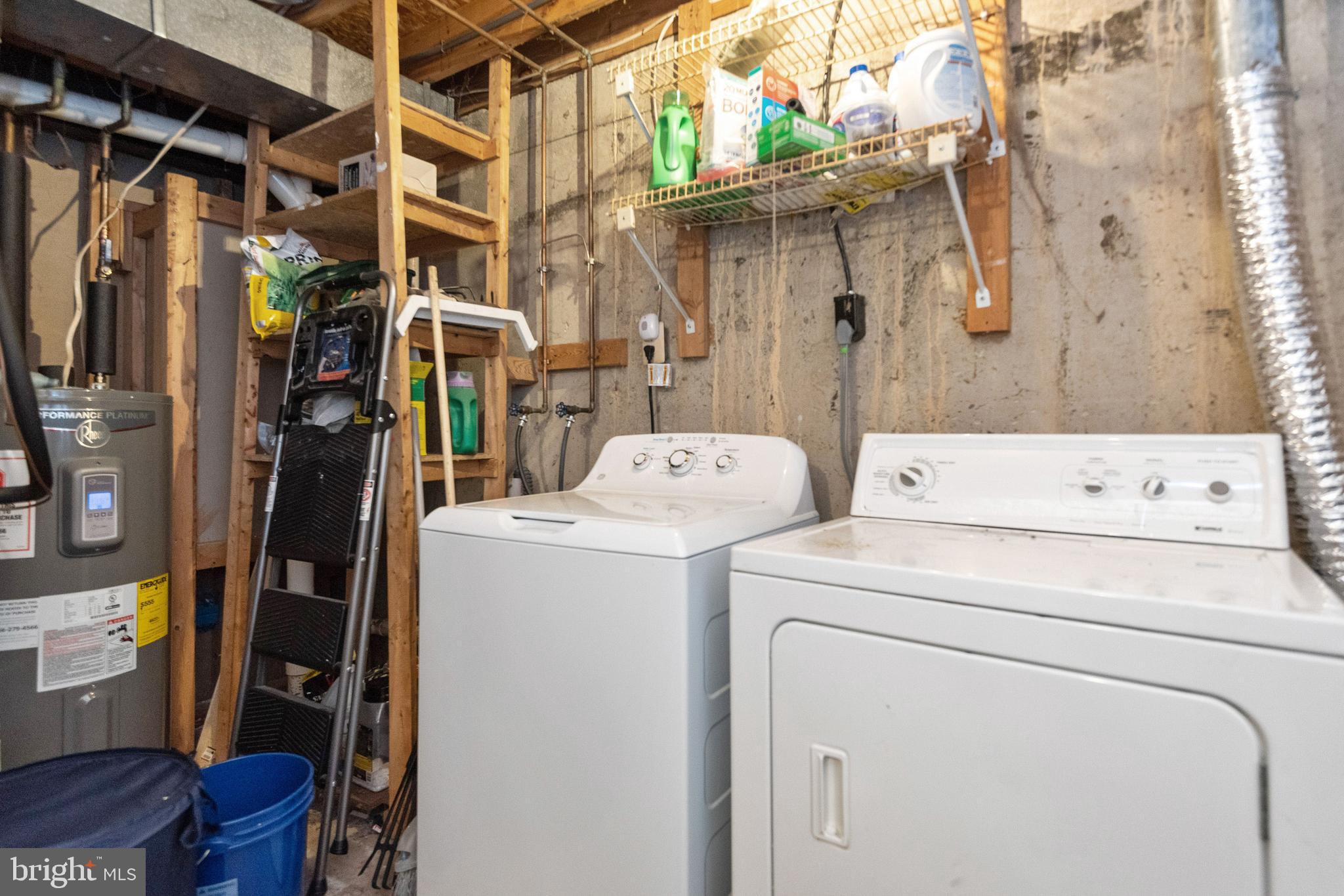 SETTLERS LANDING - Residential