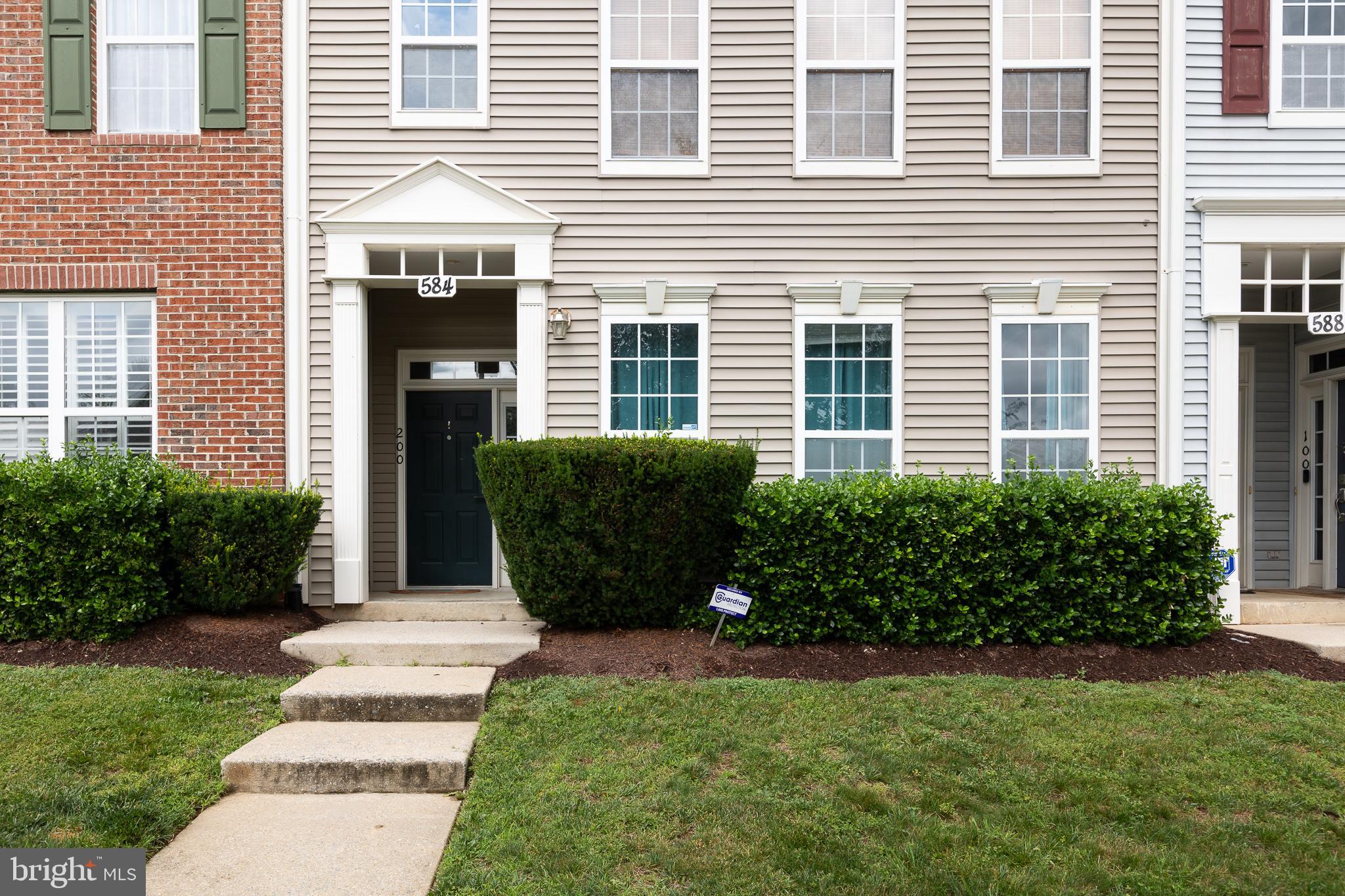 584 ORCHARD RIDGE DRIVE 200