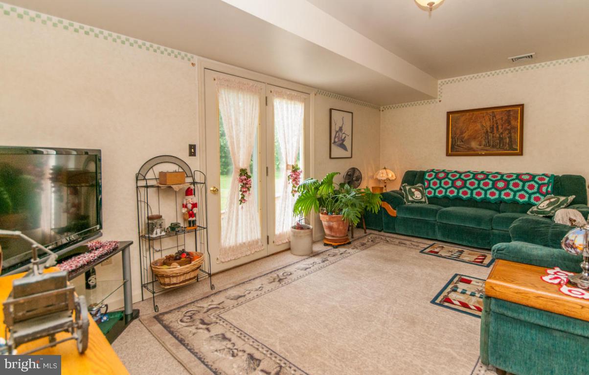 SCOTLAND ESTATES - Residential