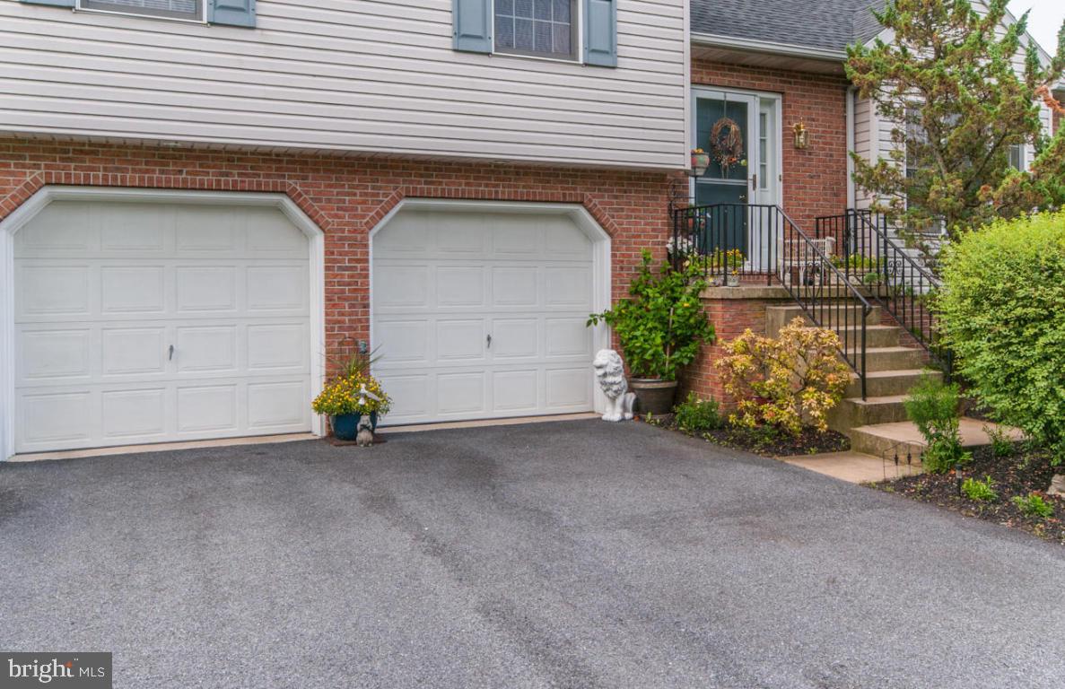 SCOTLAND ESTATES - Residential