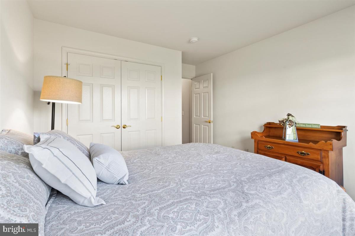 PINNACLE AT HERSHEY MEADOWS - Residential