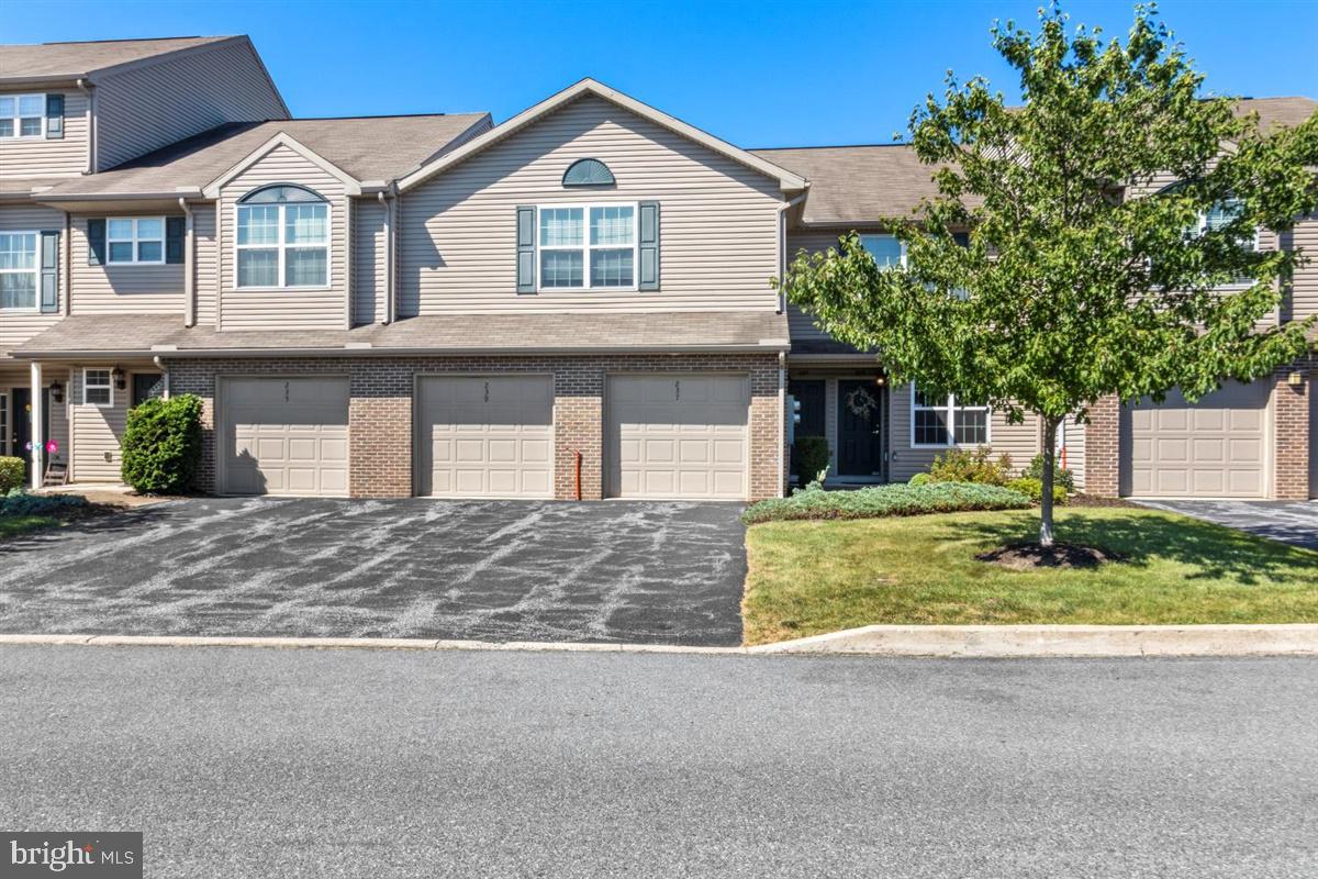 PINNACLE AT HERSHEY MEADOWS - Residential