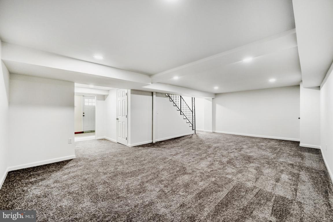 LAURAVILLE HISTORIC DISTRICT - Residential