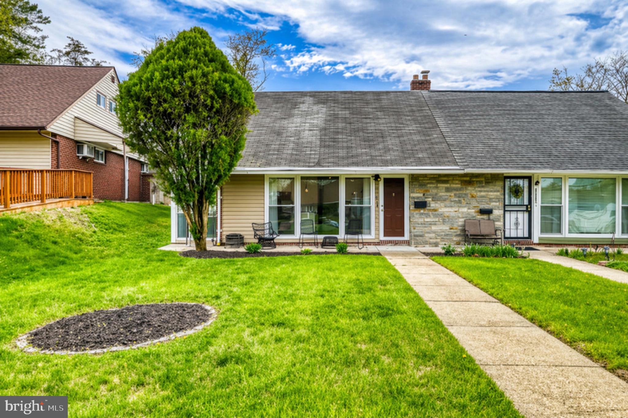 LAURAVILLE HISTORIC DISTRICT - Residential