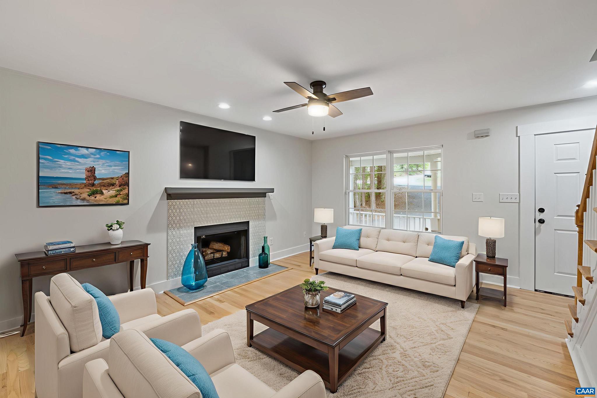 LAKE MONTICELLO - Residential