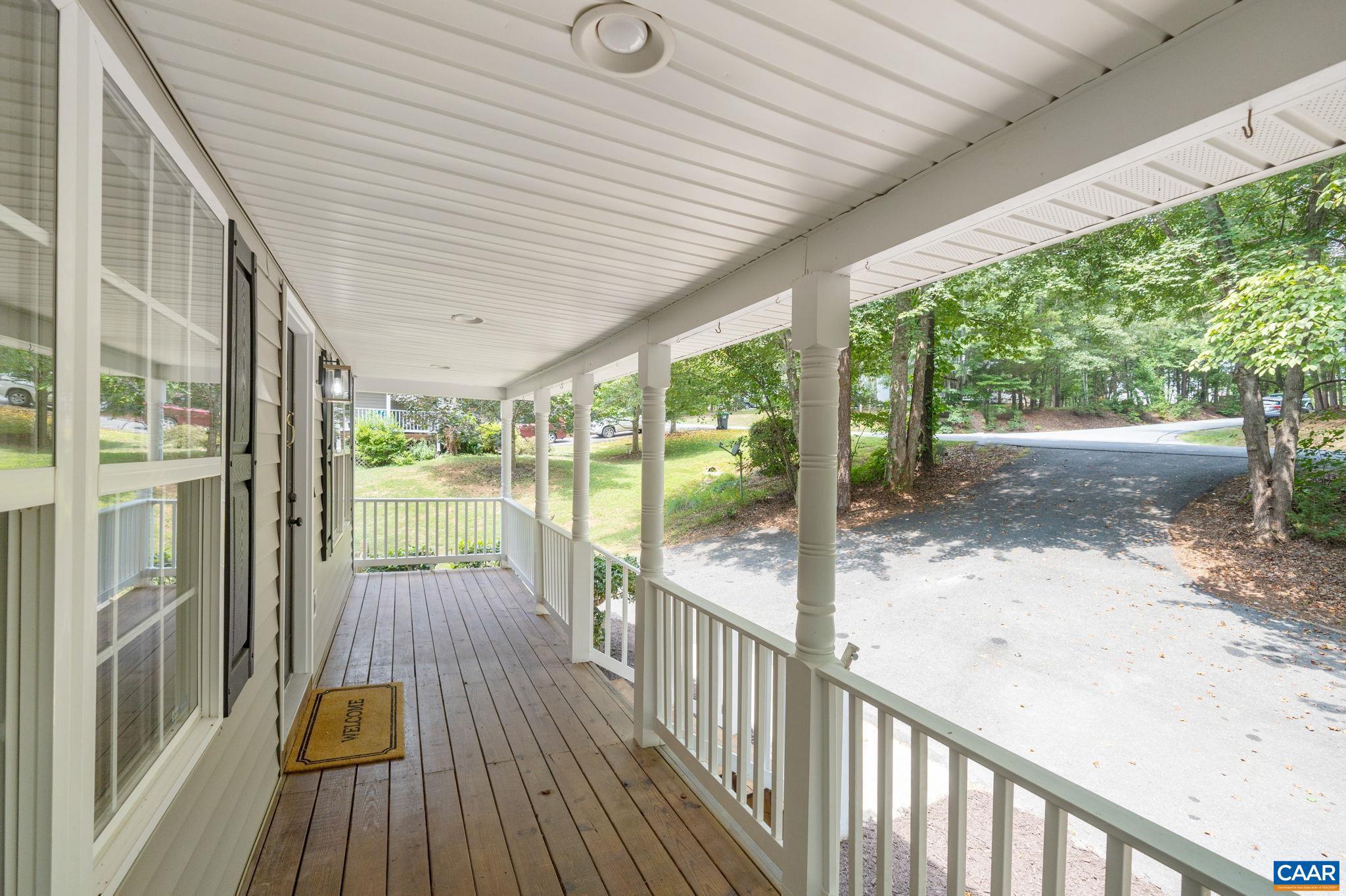 LAKE MONTICELLO - Residential