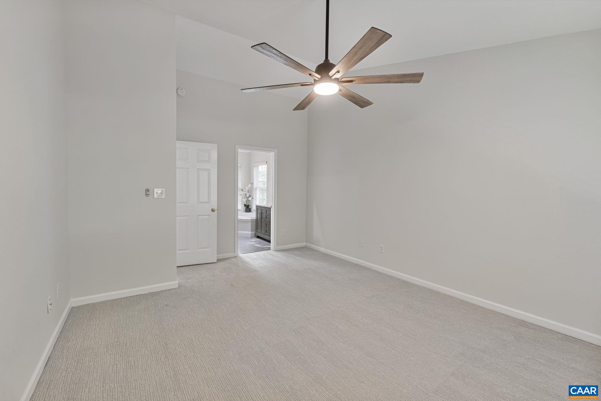 LAKE MONTICELLO - Residential