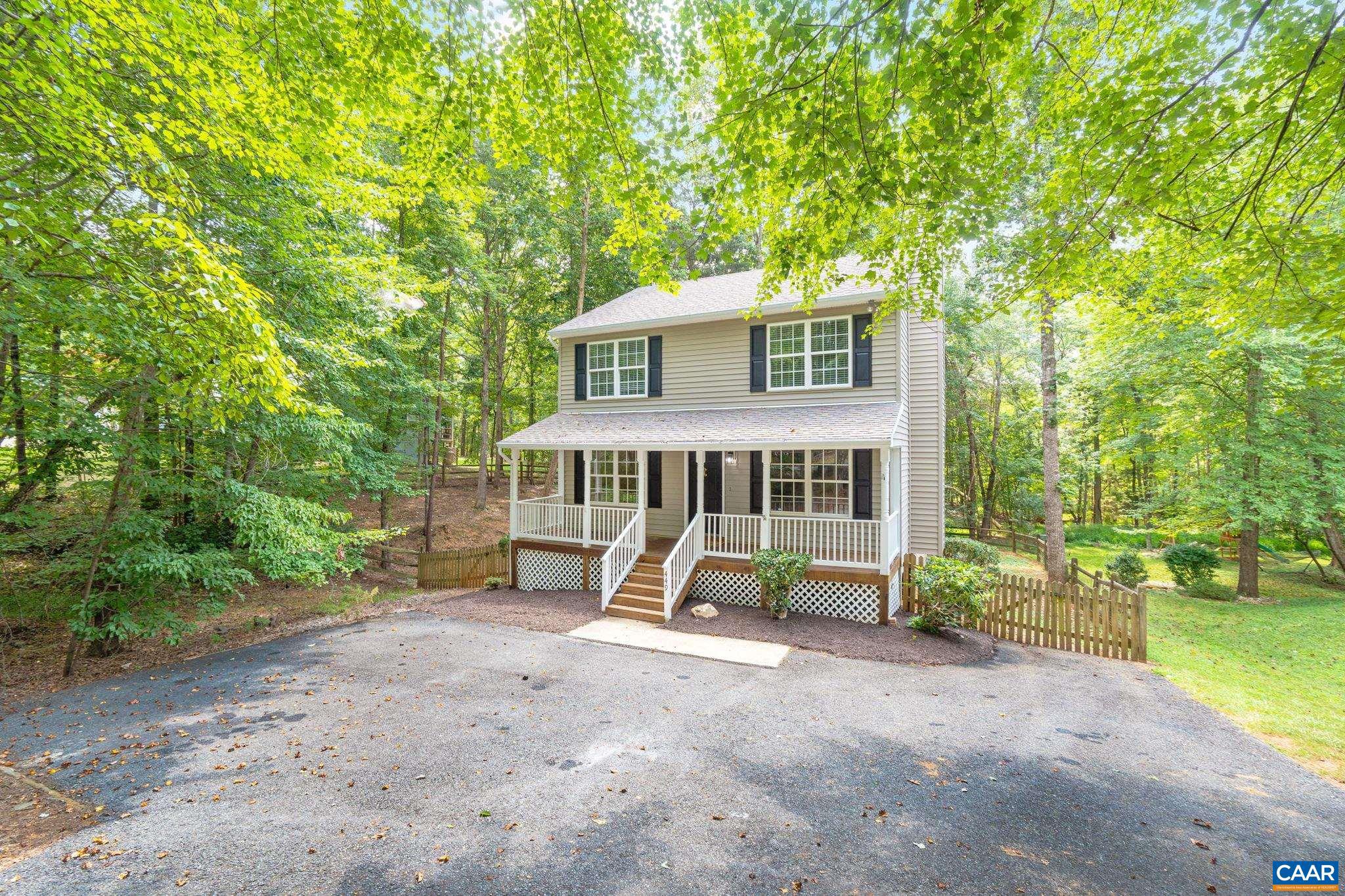 LAKE MONTICELLO - Residential