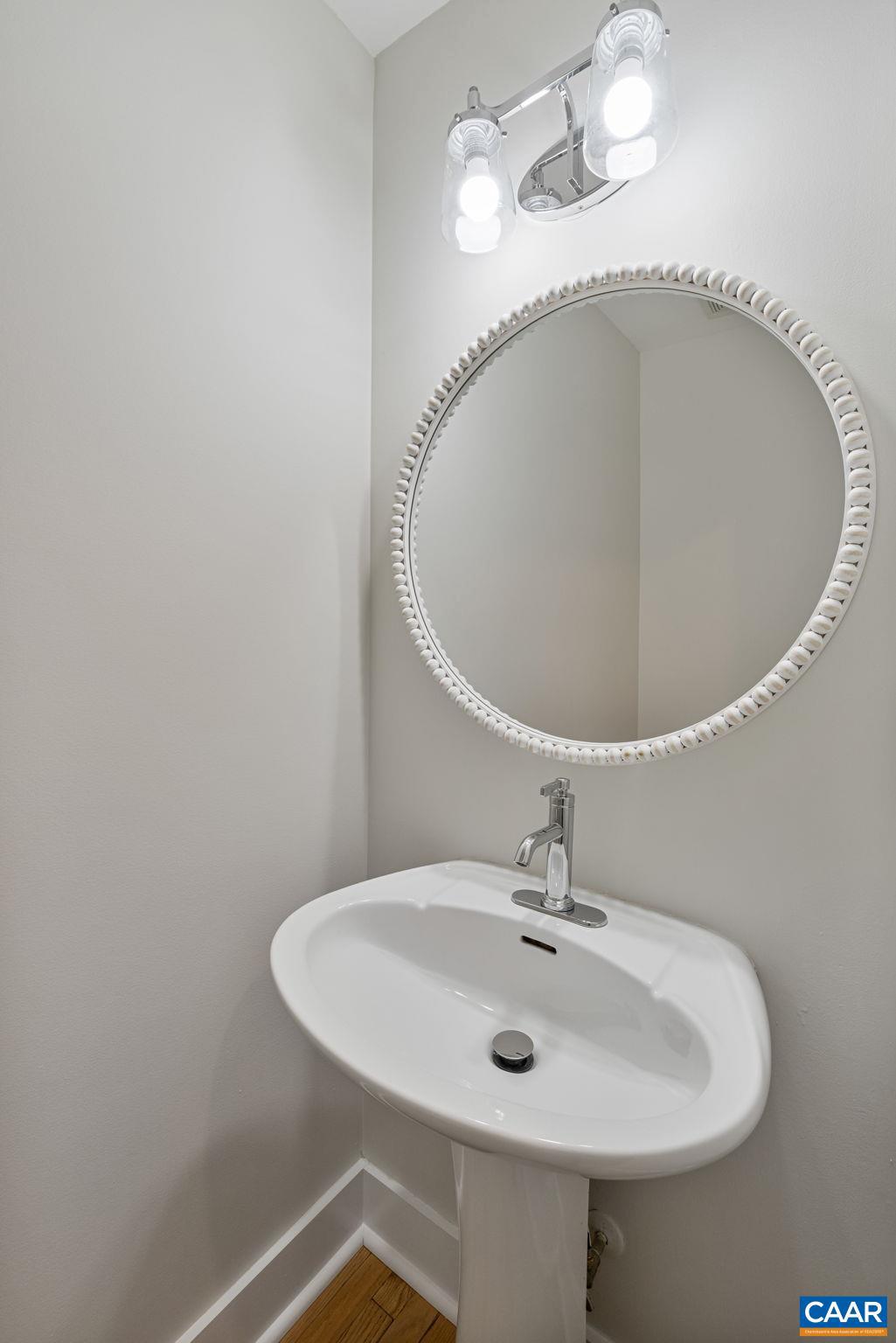 LAKE MONTICELLO - Residential