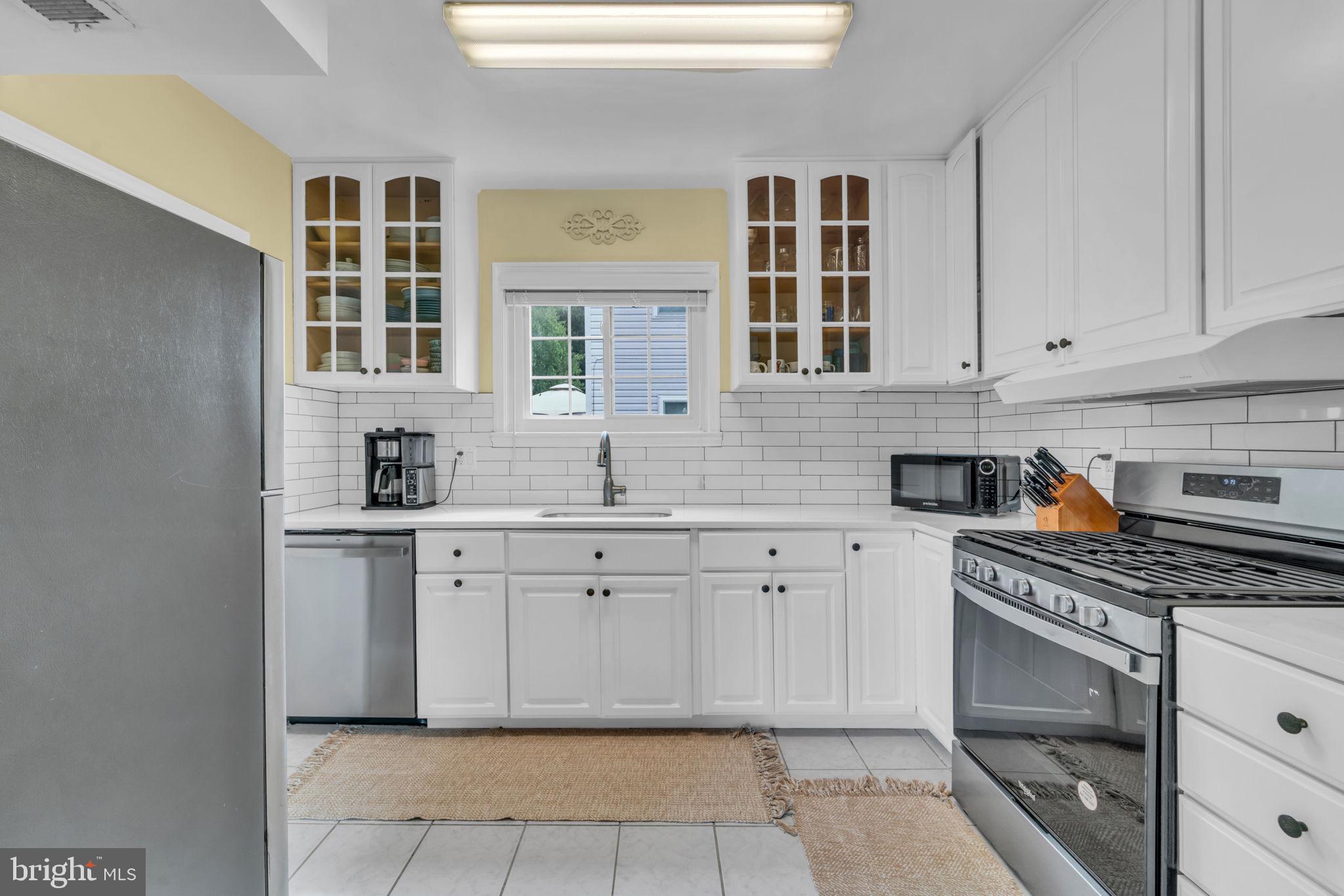 GREENWAY DOWNS - Residential Lease