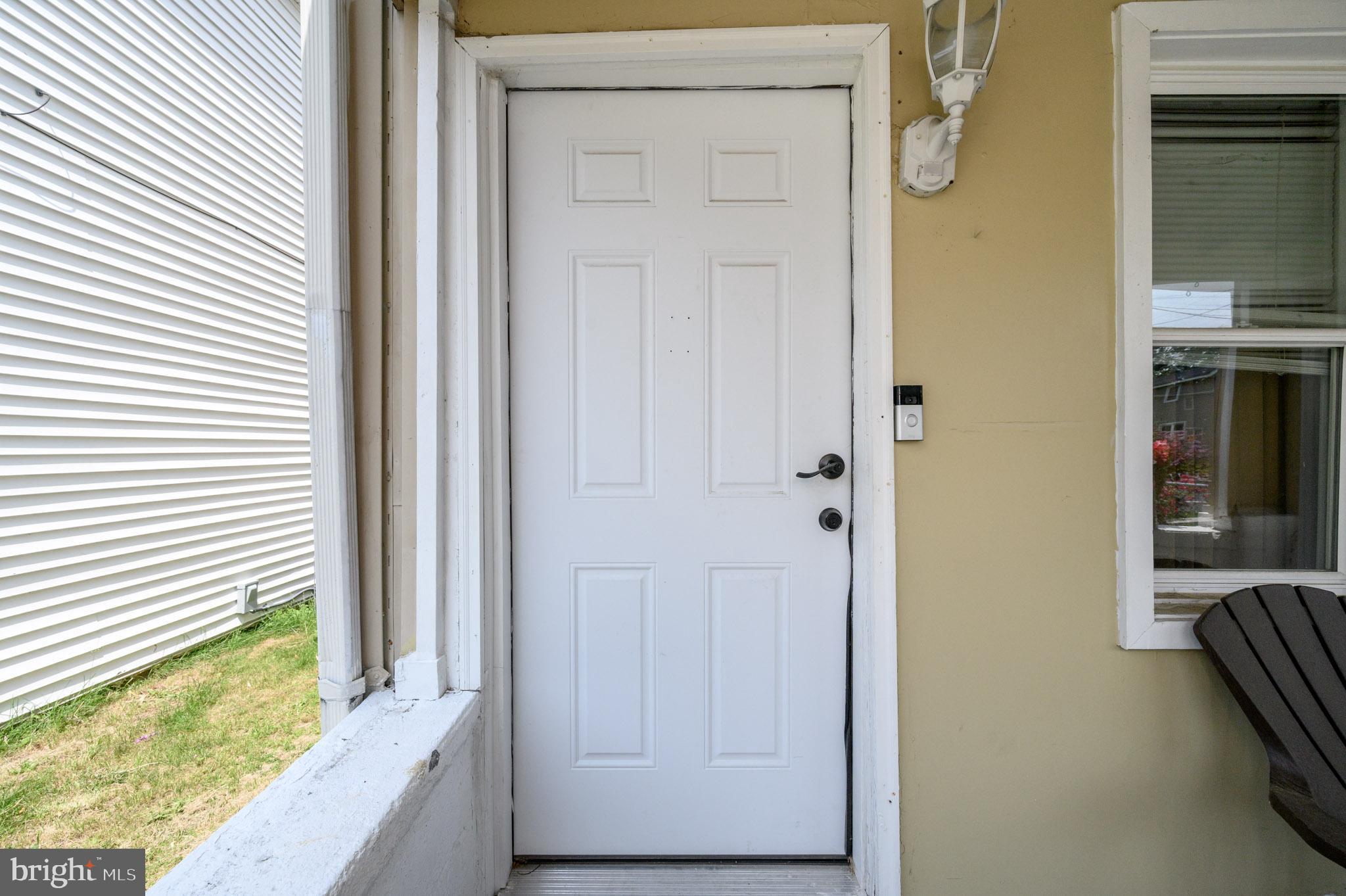 195 WASHINGTON STREET