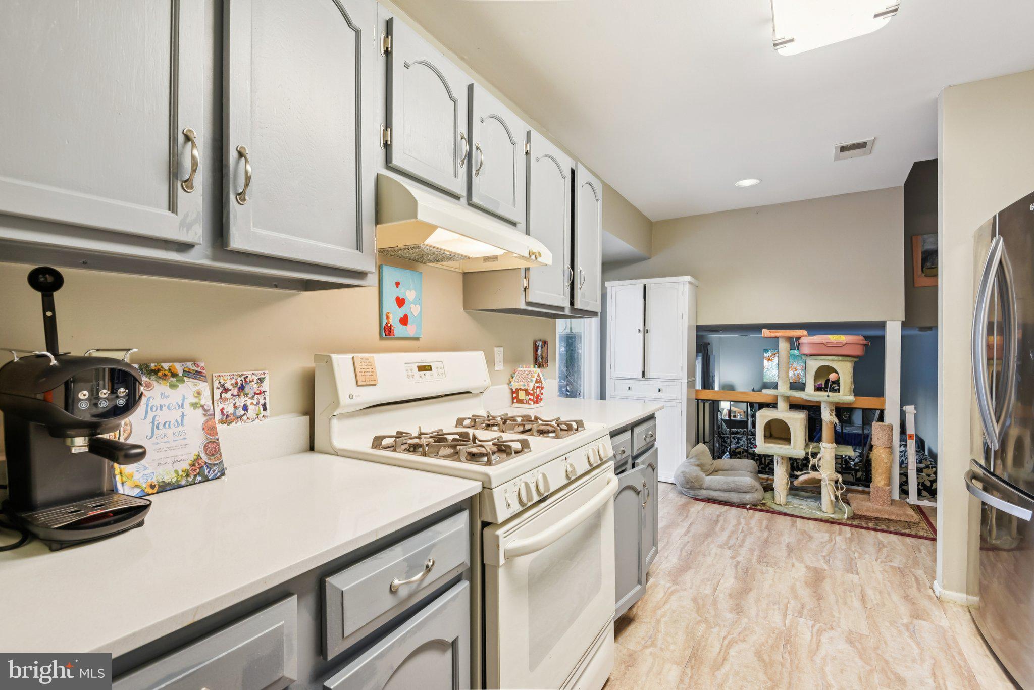 BROOKEVILLE KNOLLS - Residential