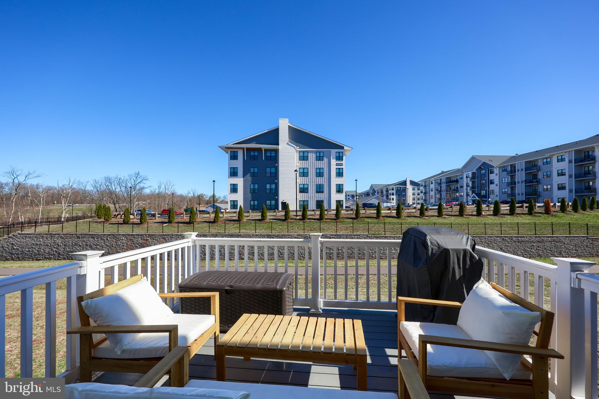 SANATOGA CROSSING - Residential