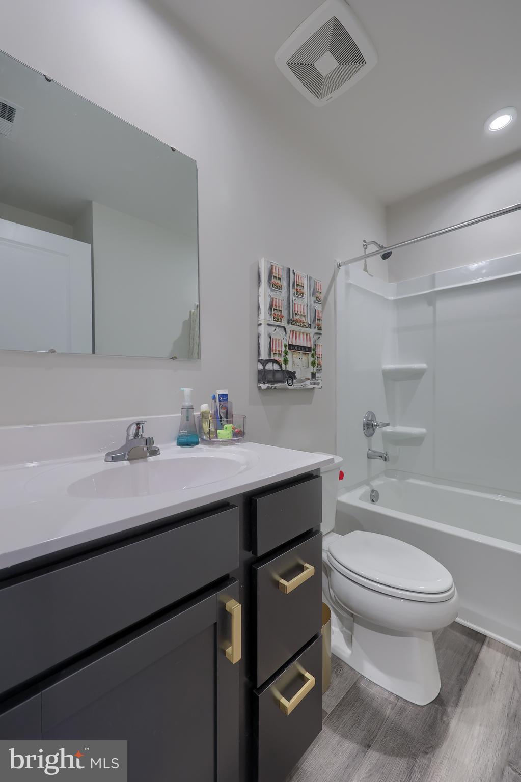 SANATOGA CROSSING - Residential