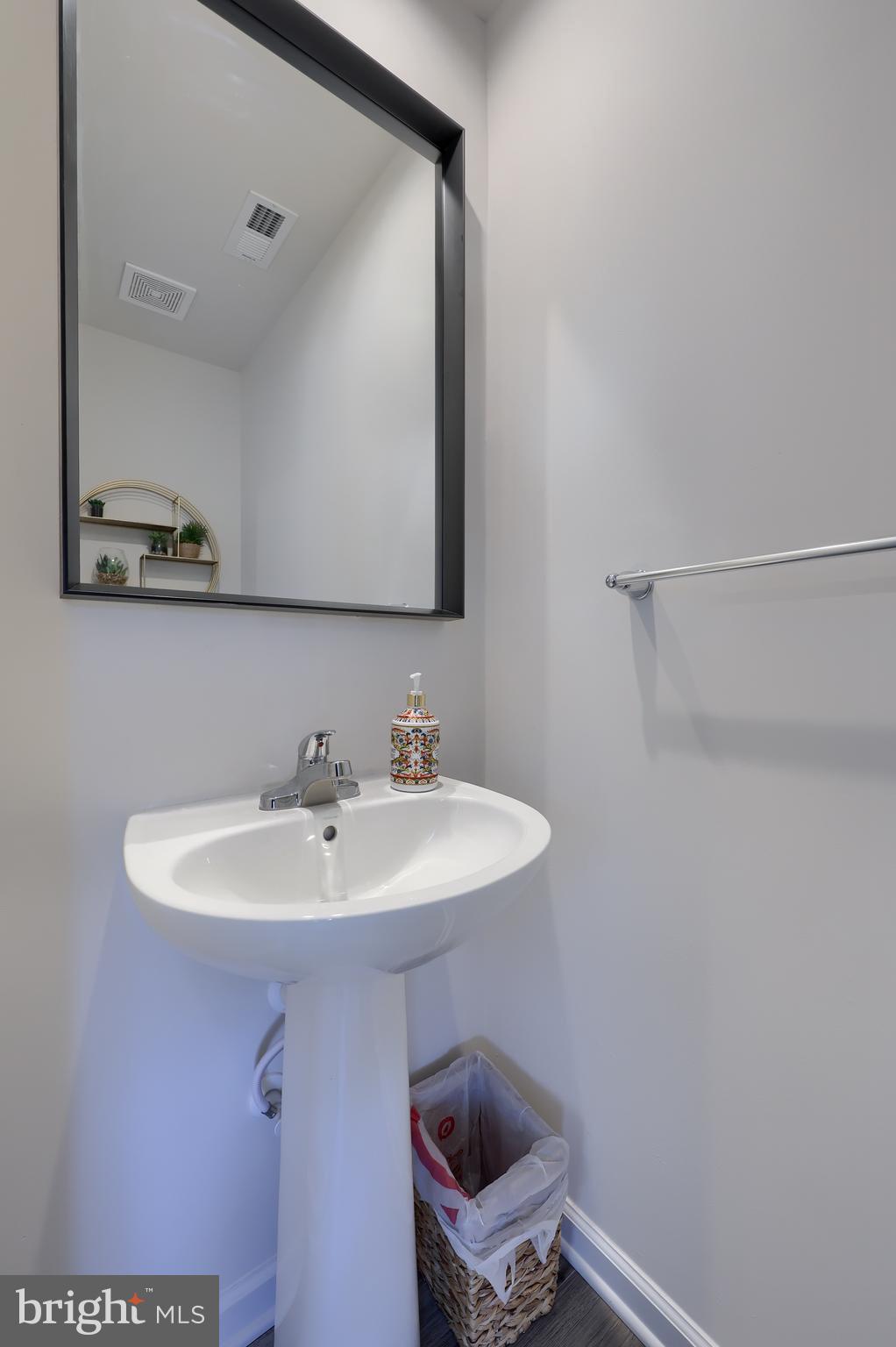 SANATOGA CROSSING - Residential