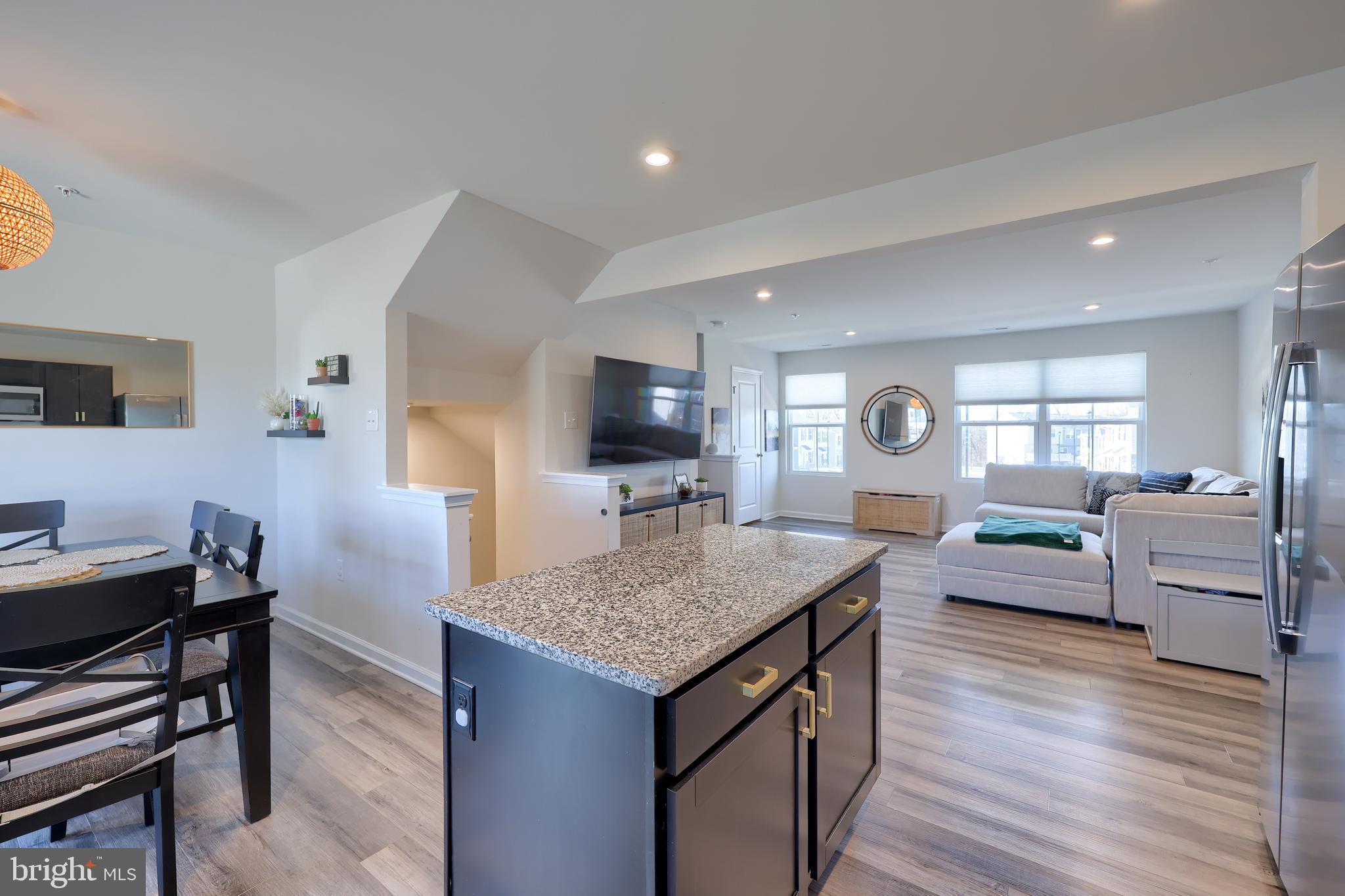 SANATOGA CROSSING - Residential