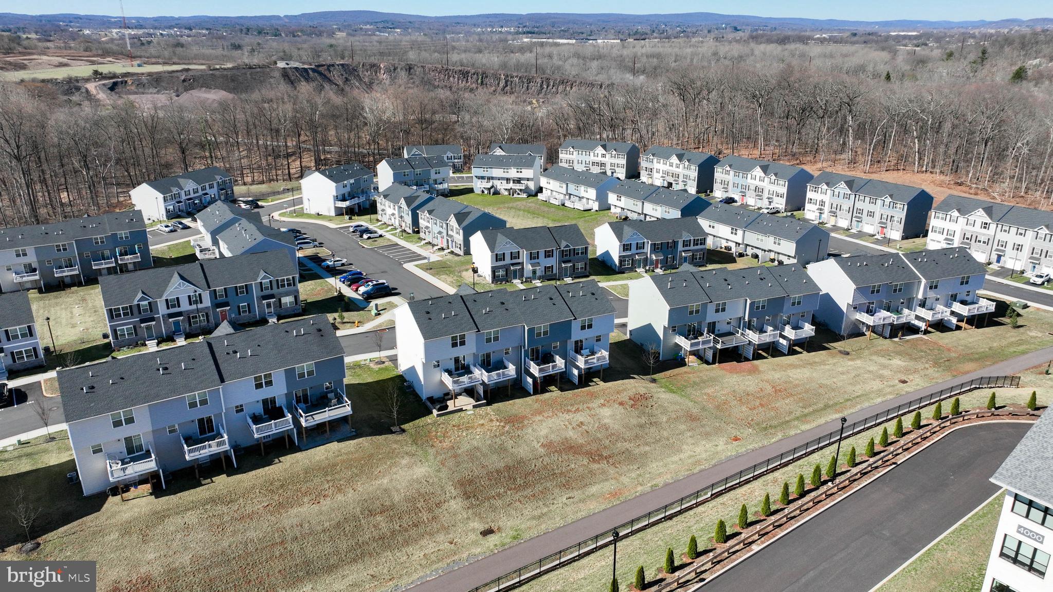 SANATOGA CROSSING - Residential