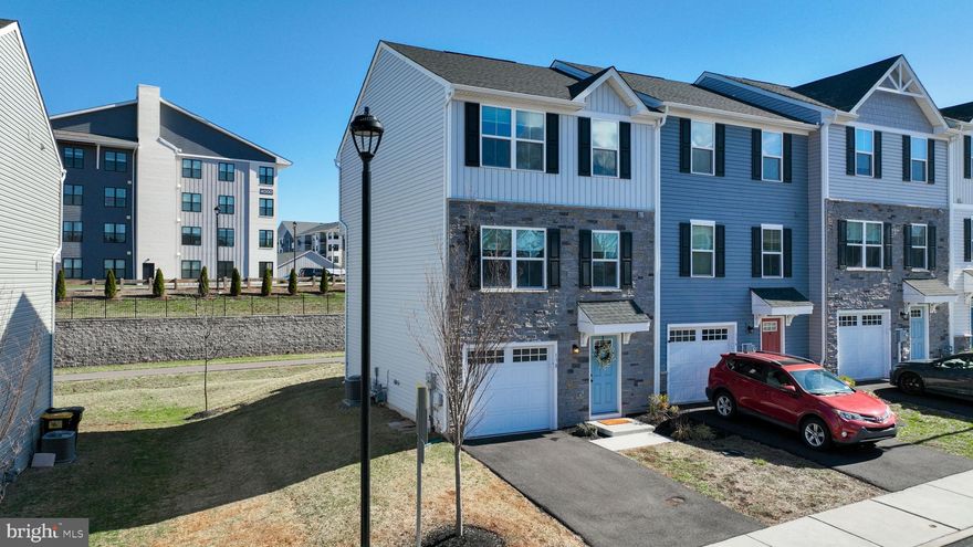 Three year old townhouse in convenient location!  Sanatoga Crossing is a modern townhouse community located minutes from Route 422, just east of Pottstown, PA.   Great open main level with access to a 12'x12' deck for enjoyment of the refreshing outdoors.  Upstairs are three bedrooms, two bathrooms, and laundry area.  On the entry level there is a one car garage, office/den/workout room, and a large storage closet.