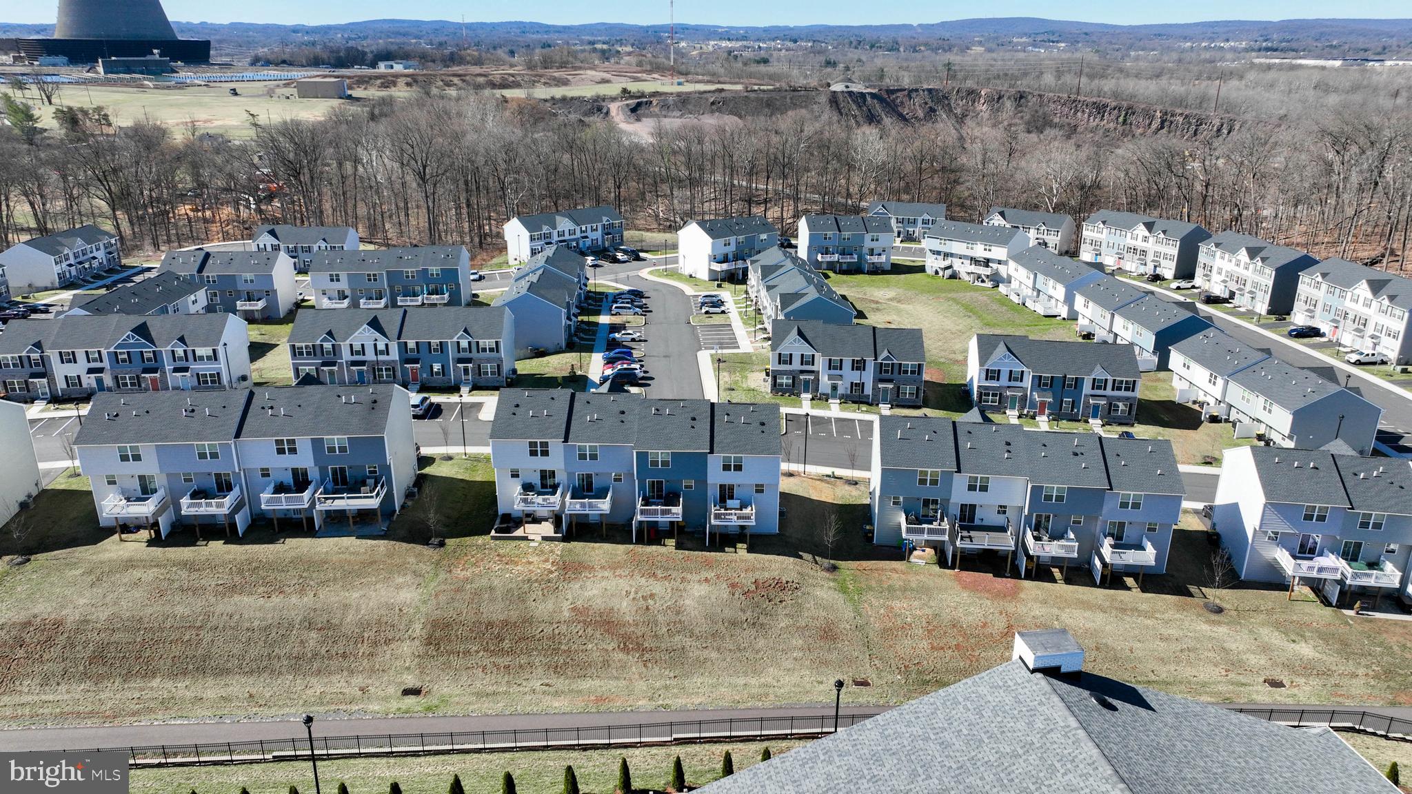 SANATOGA CROSSING - Residential