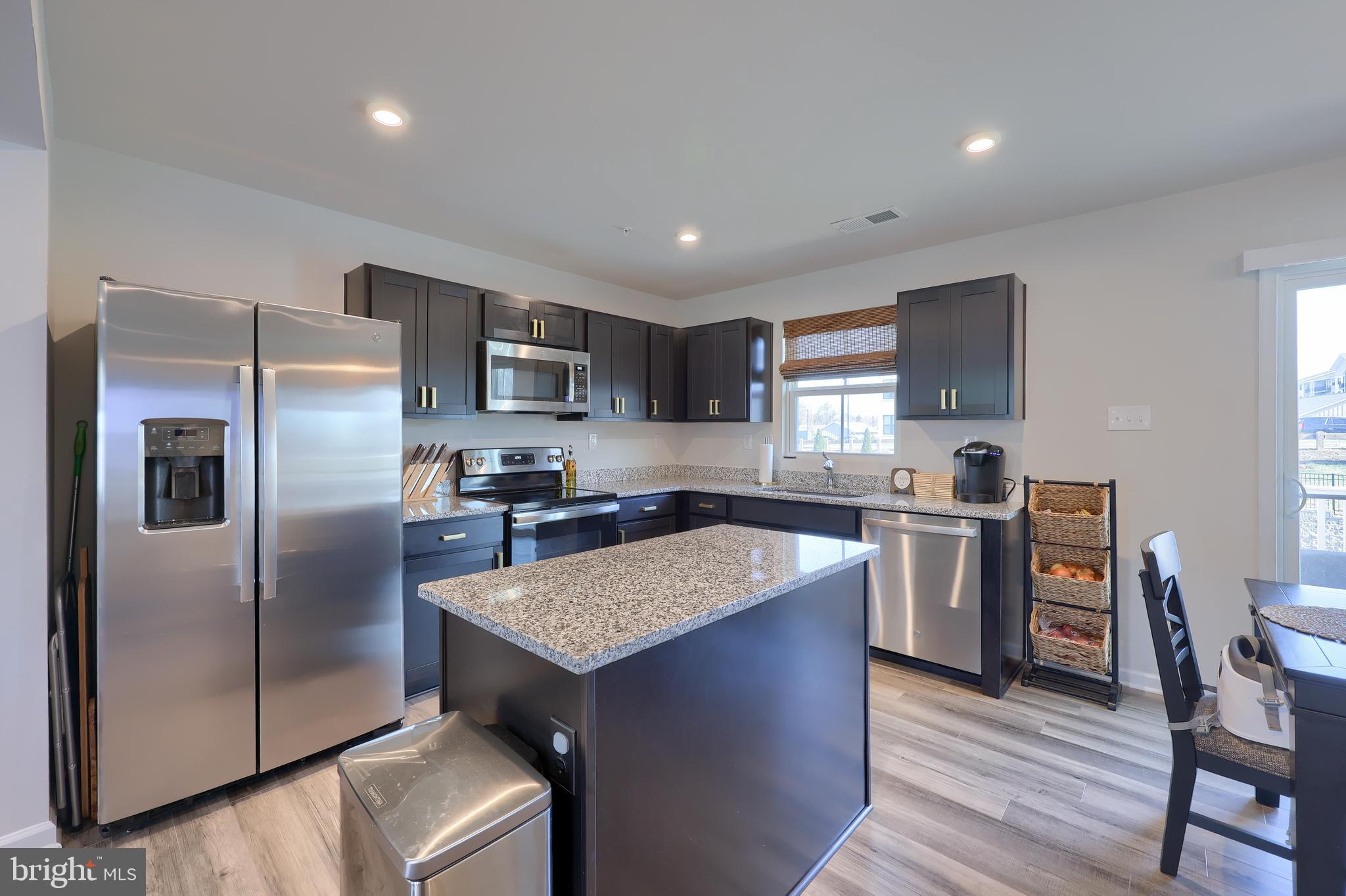 SANATOGA CROSSING - Residential