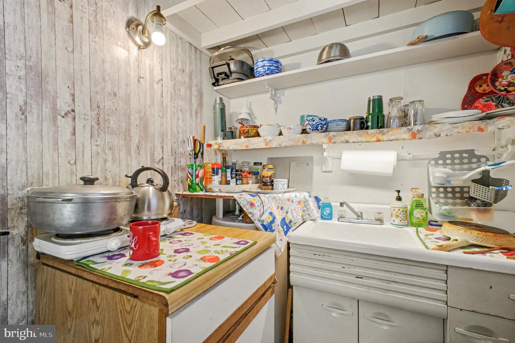 HIGHLAND HOMES - Commercial Sale